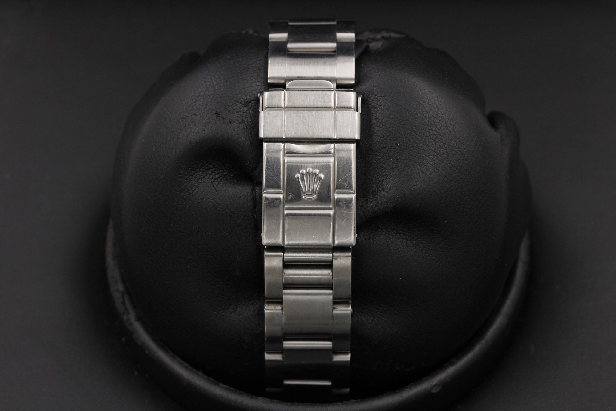 Watch Image 7