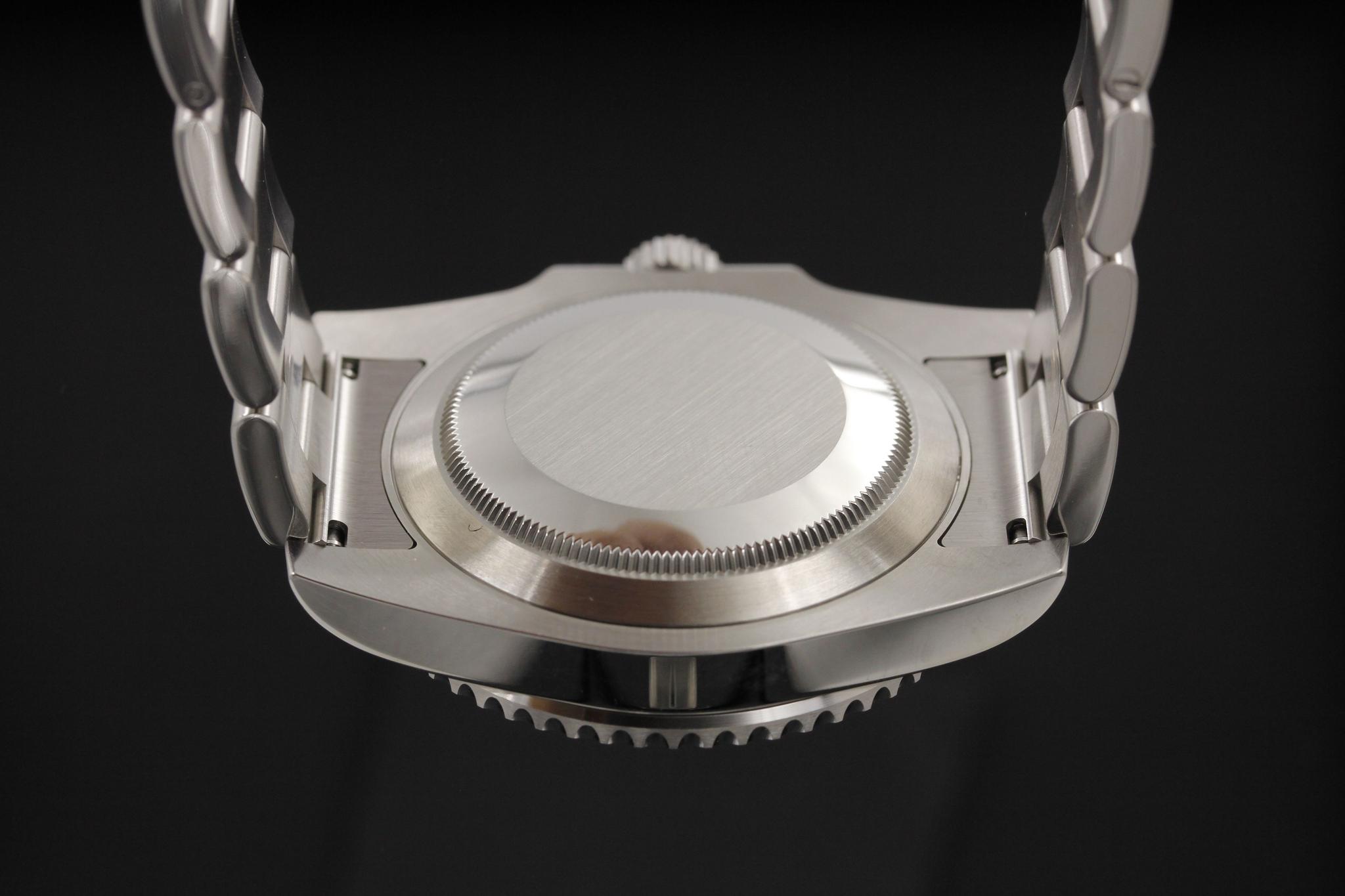Watch Image 7