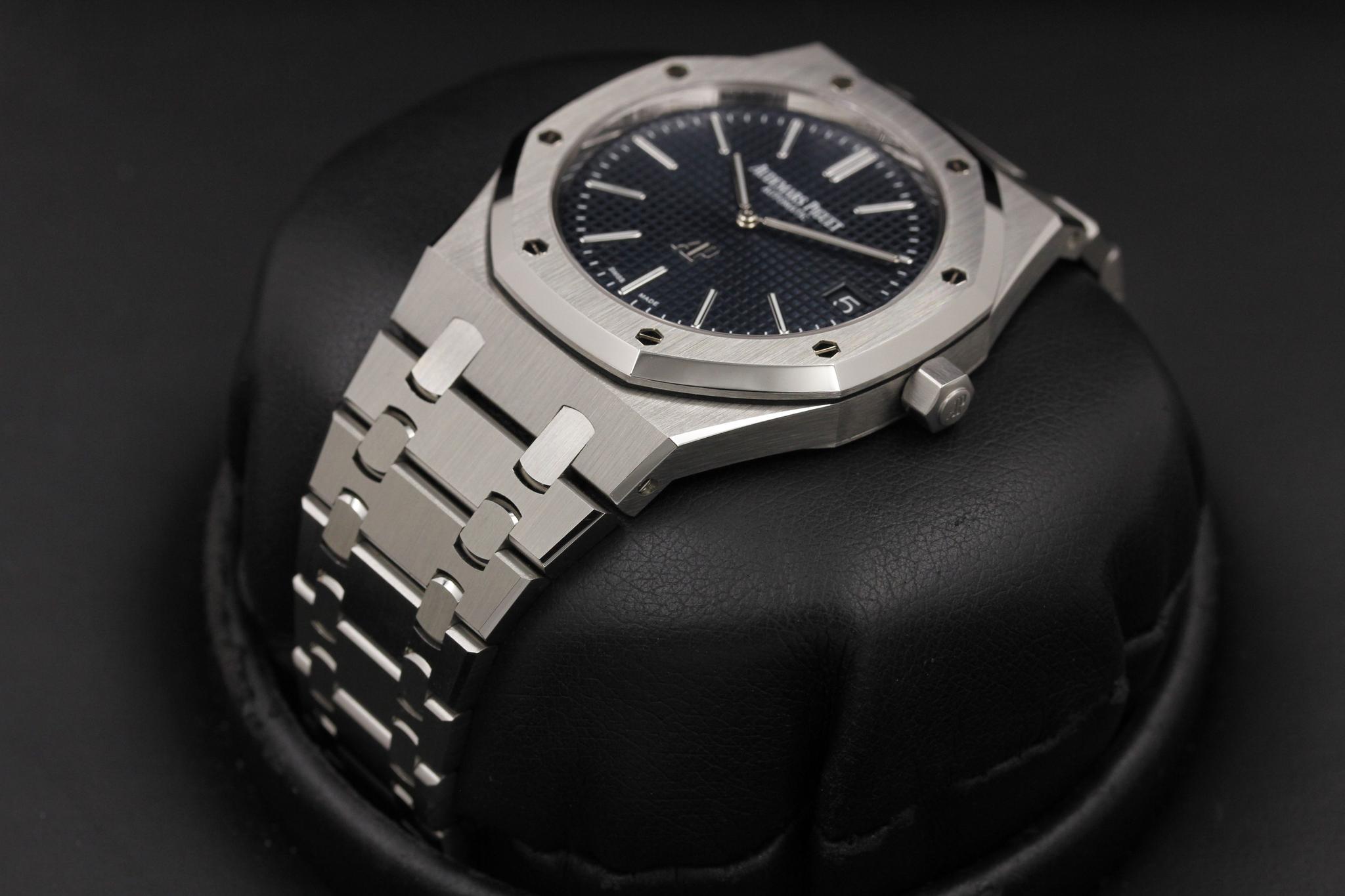 Watch Image 2