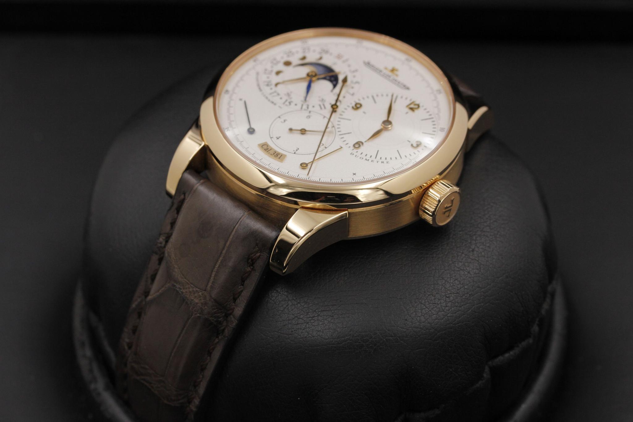 Watch Image 2