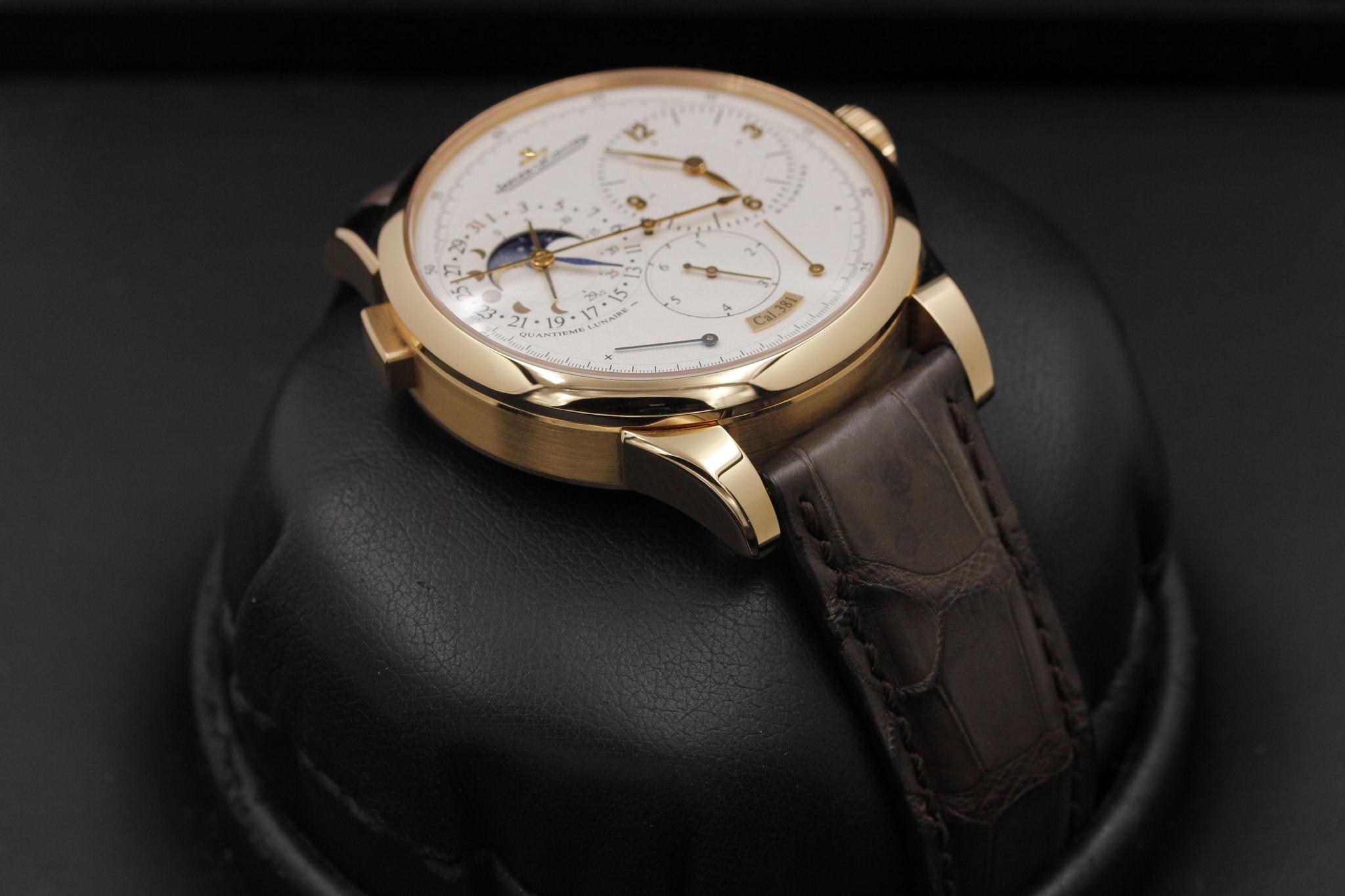 Watch Image 6