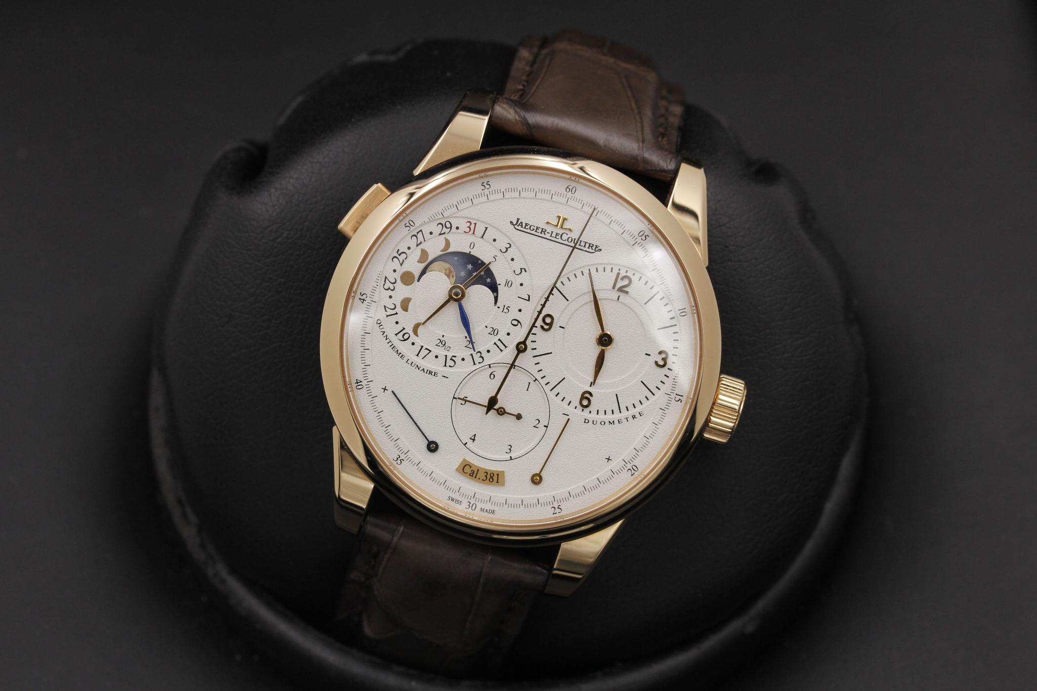 Watch Image 11