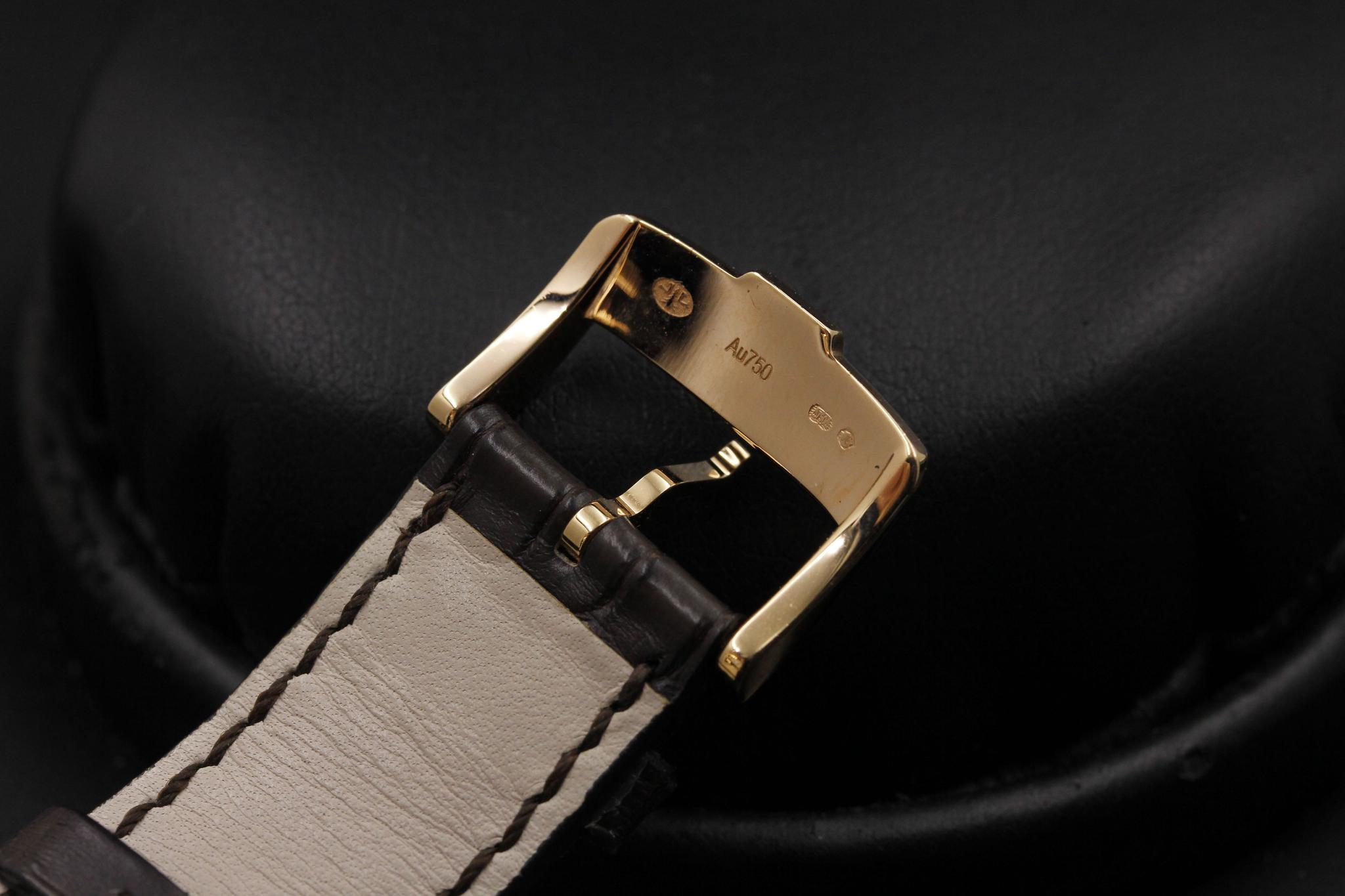 Watch Image 8