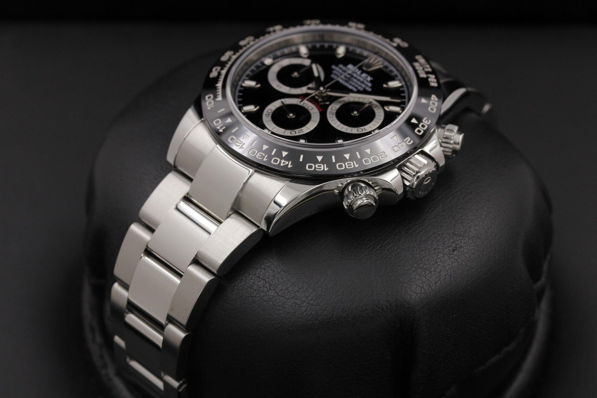 Watch Image 2