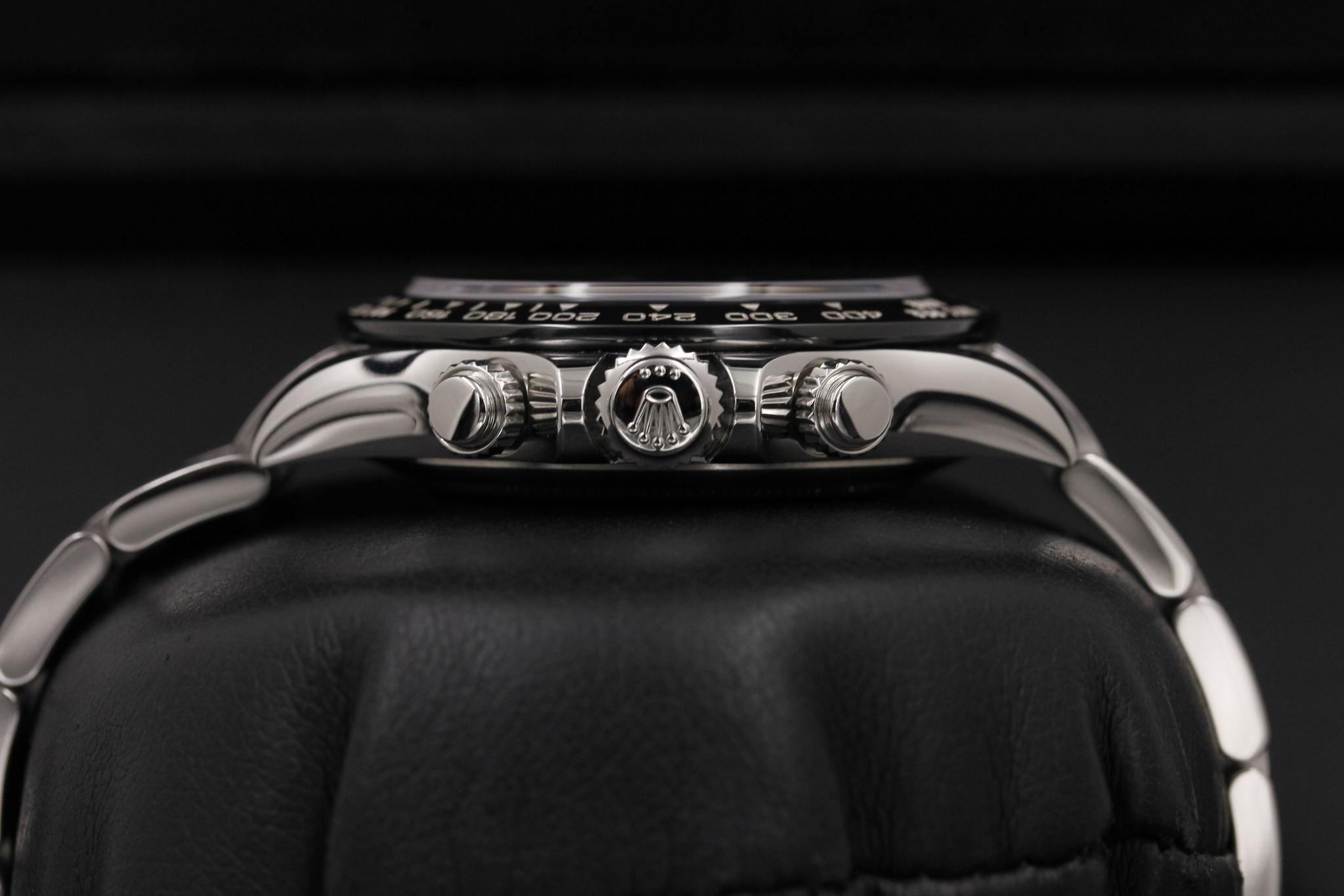 Watch Image 3