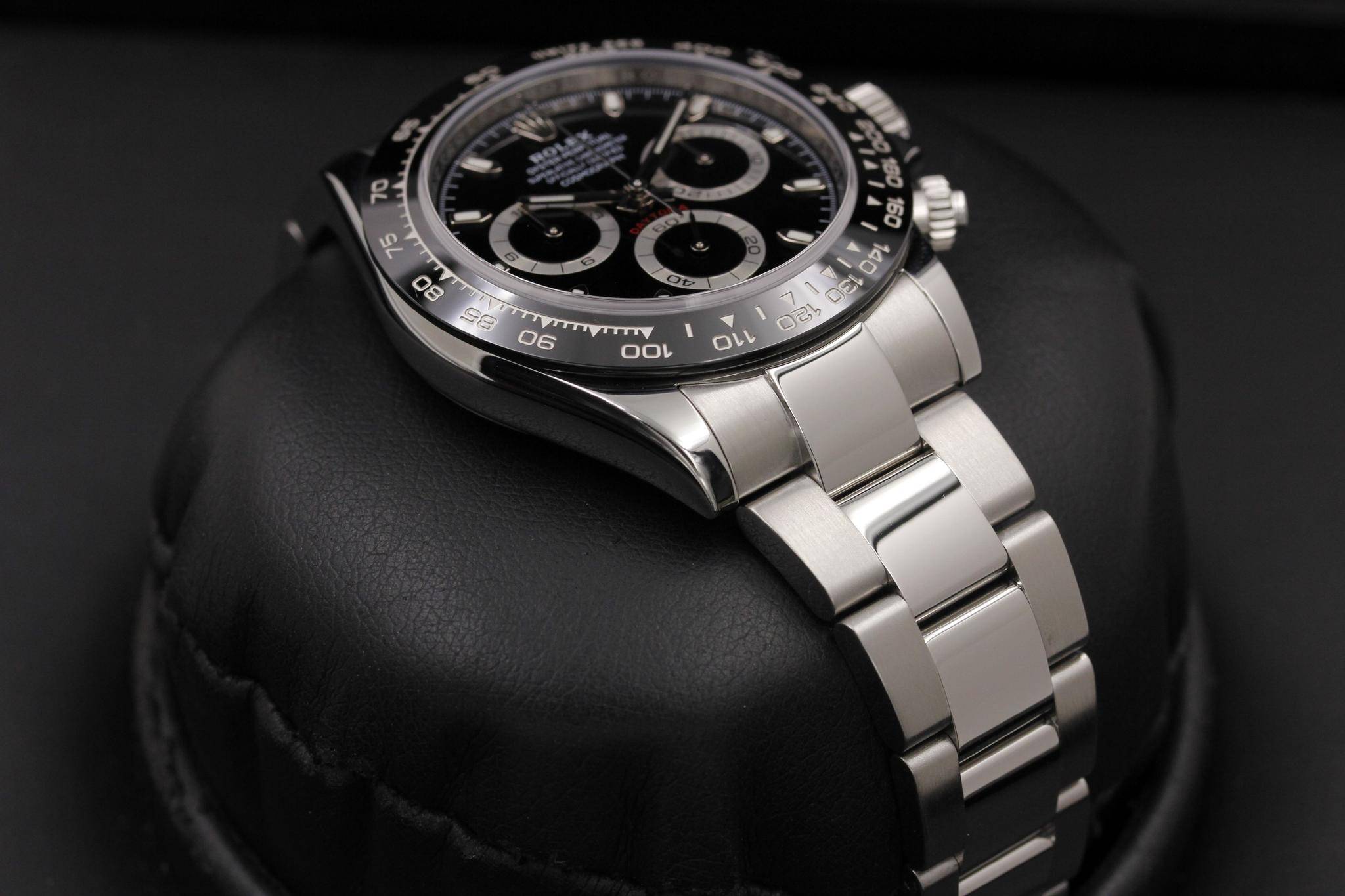 Watch Image 6