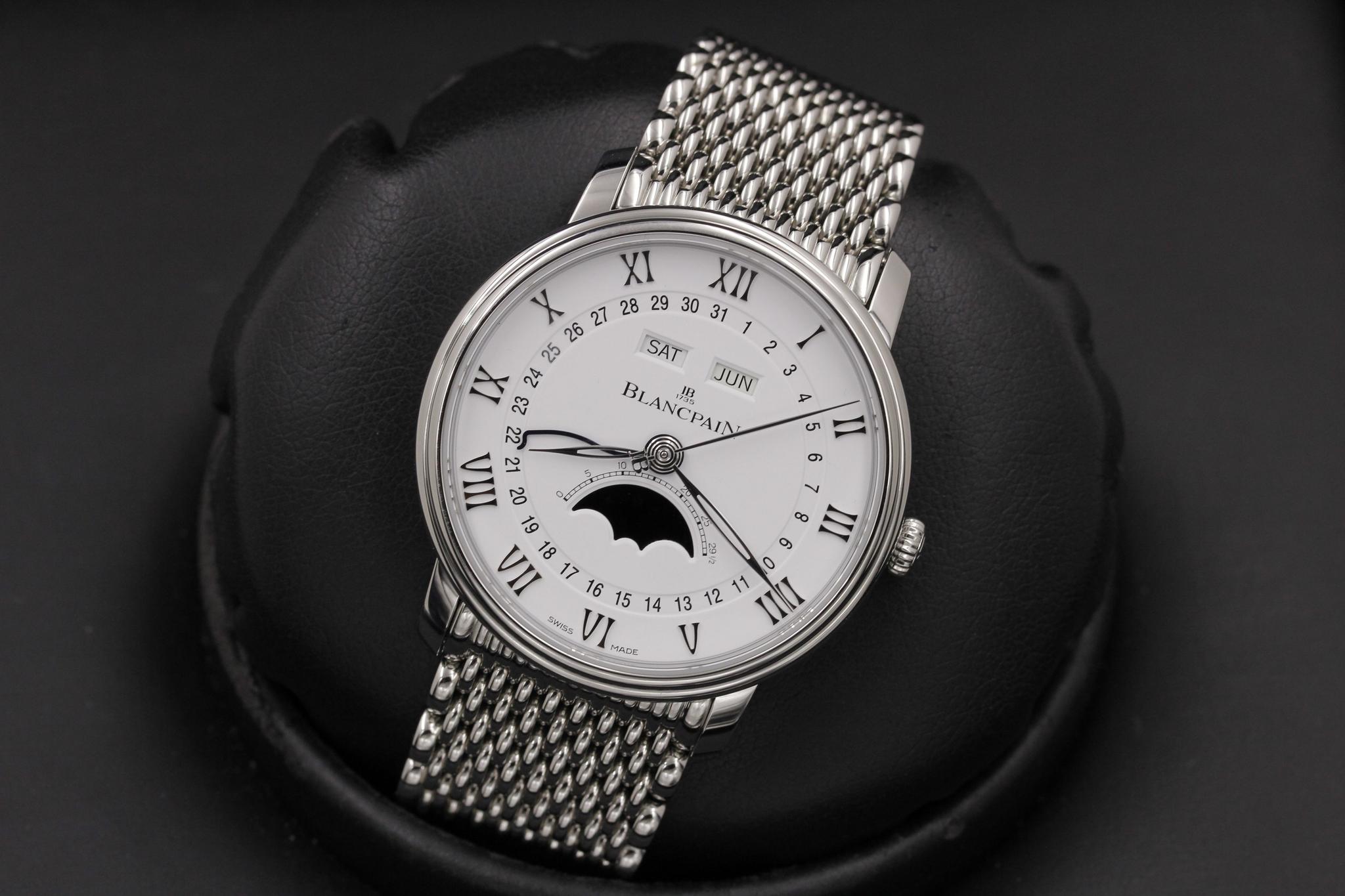 Watch Image 10