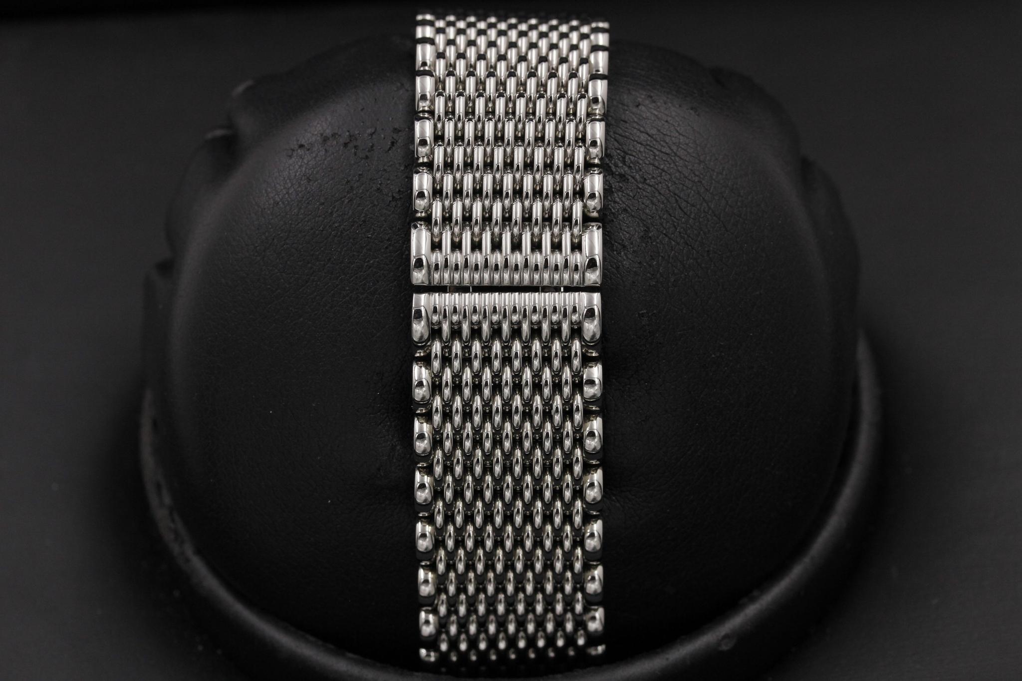 Watch Image 8