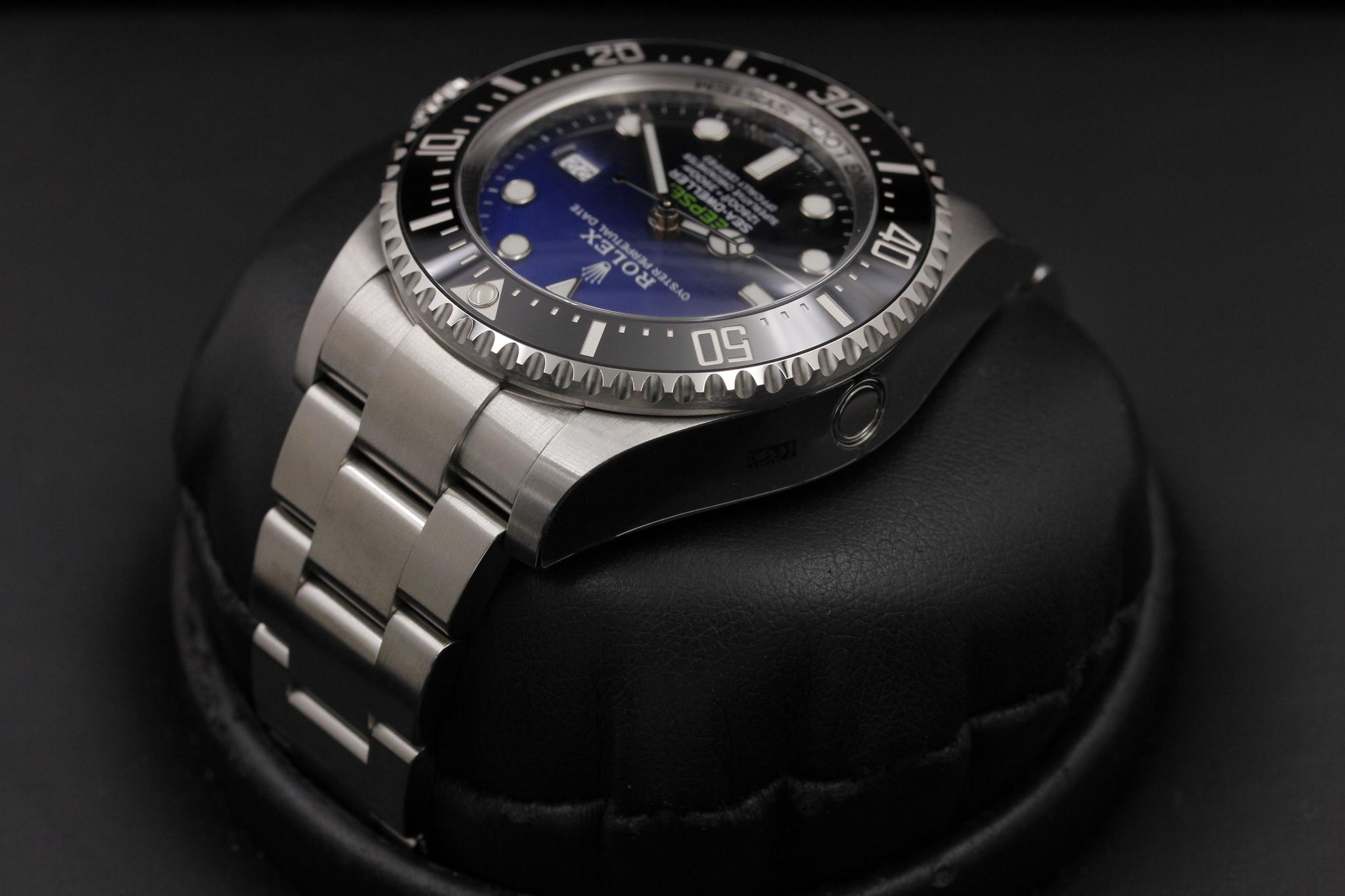 Watch Image 6