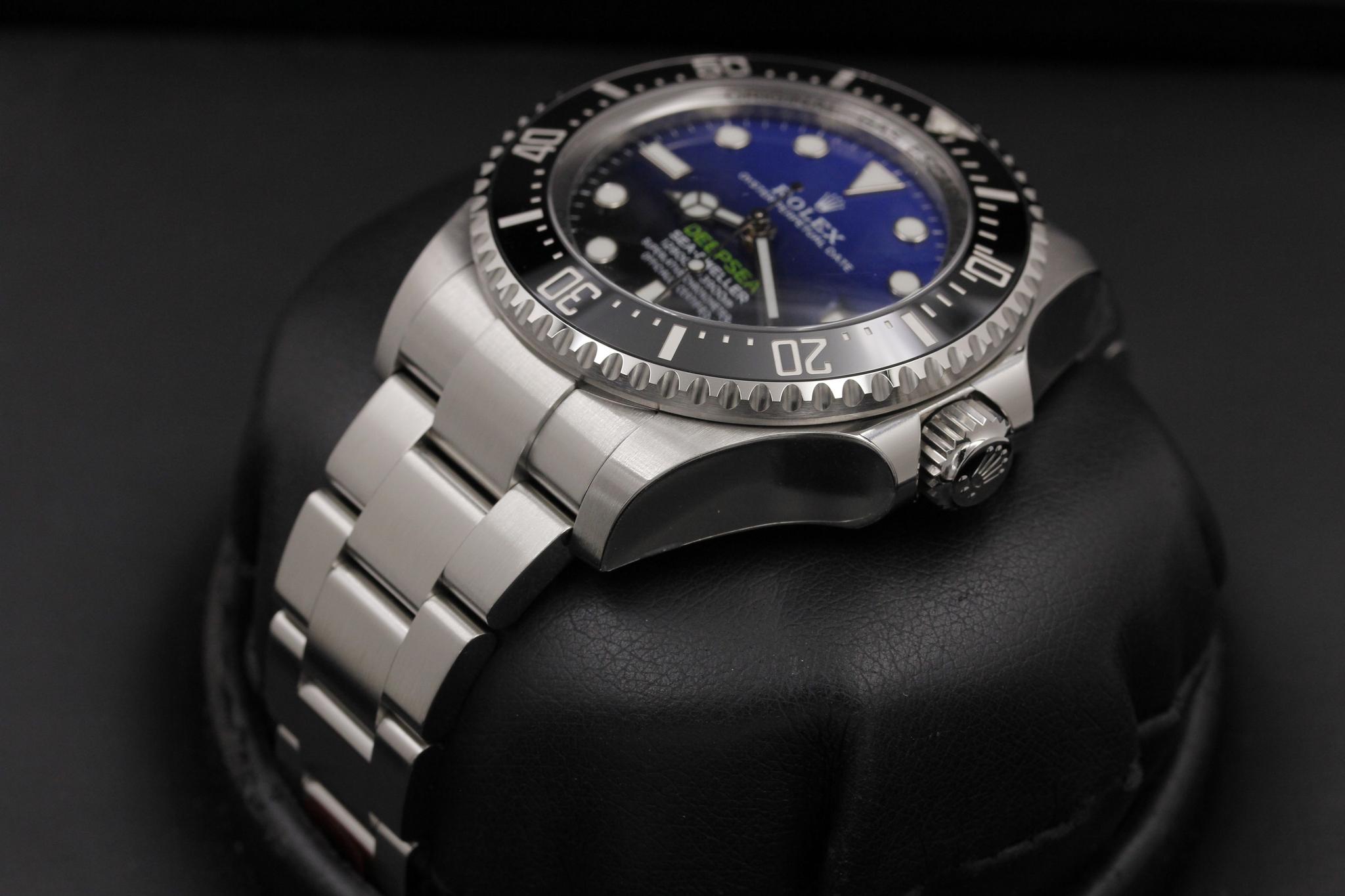 Watch Image 4