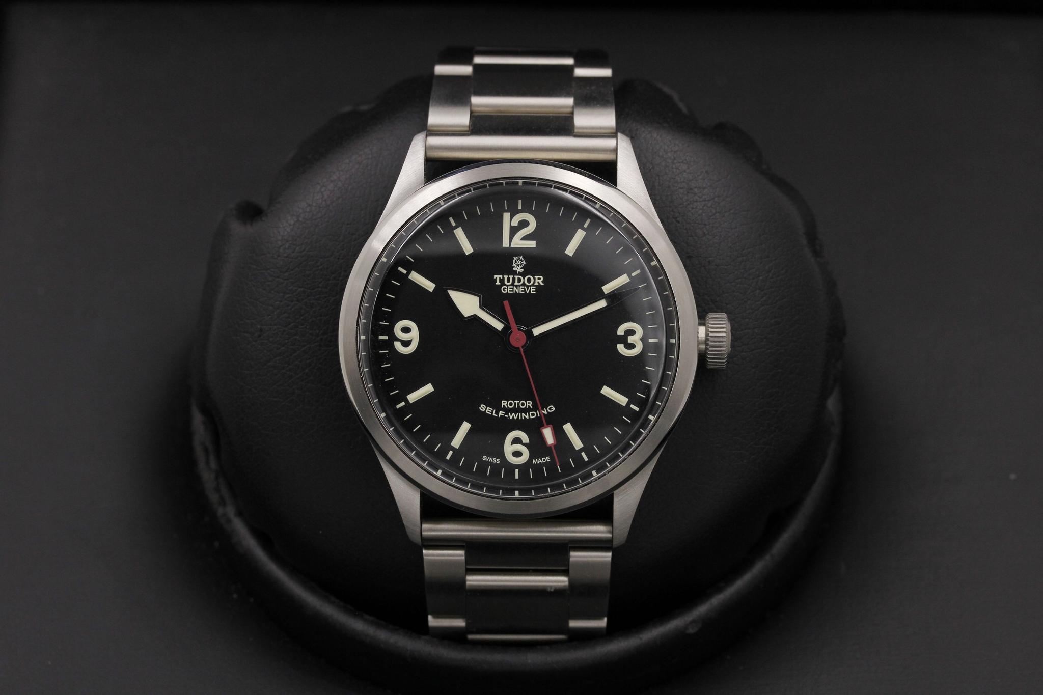Watch Image 1