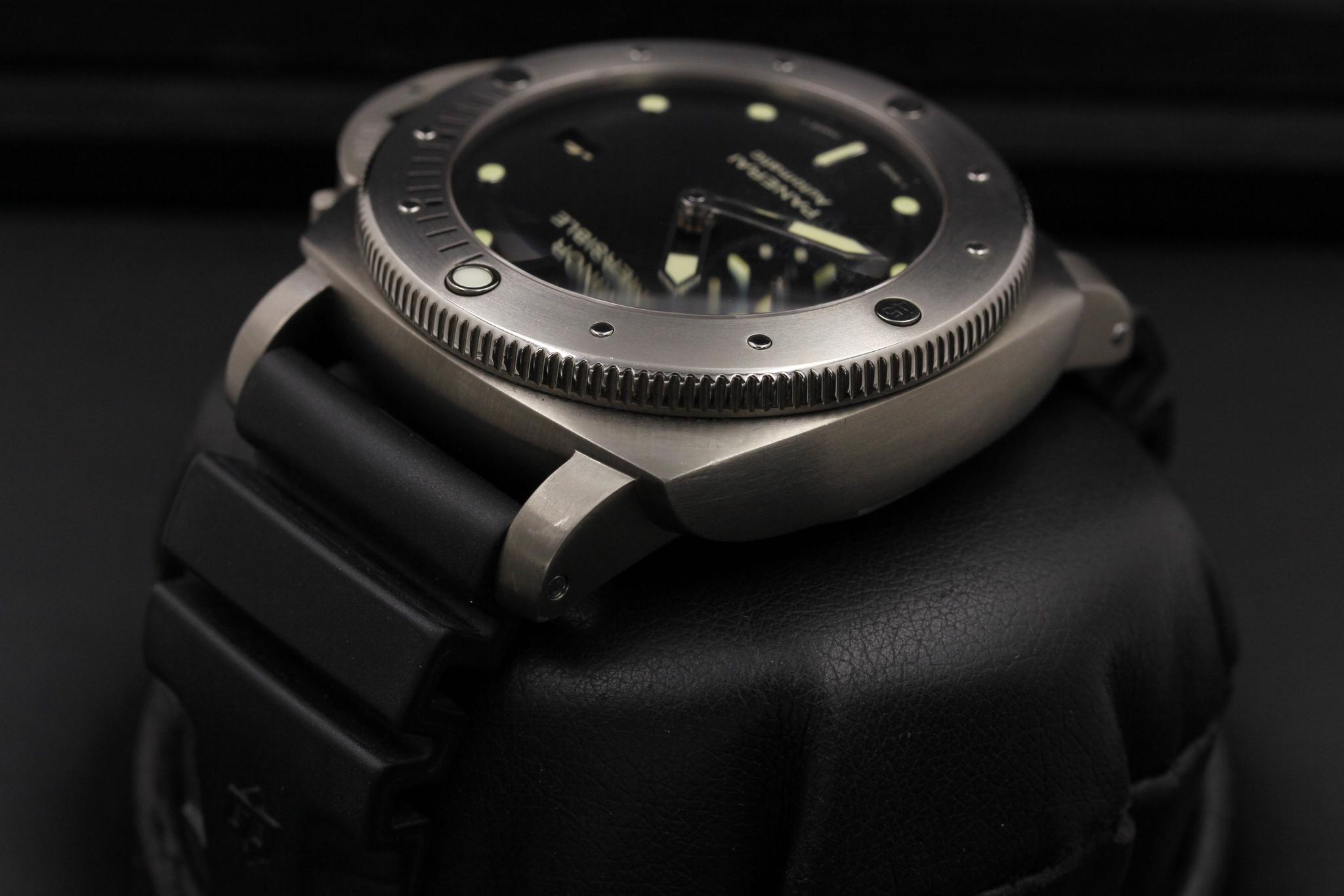 Watch Image 5