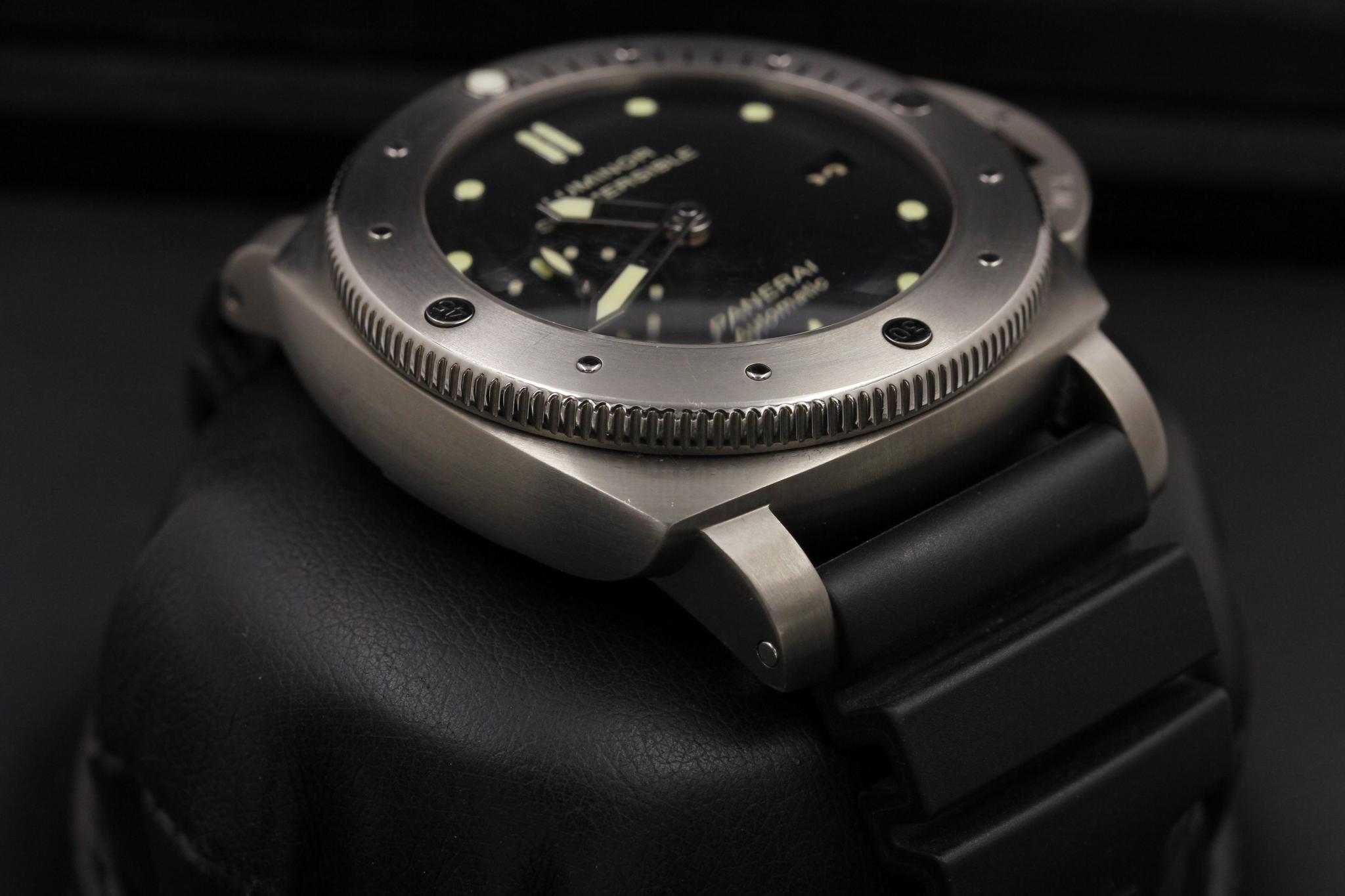 Watch Image 6