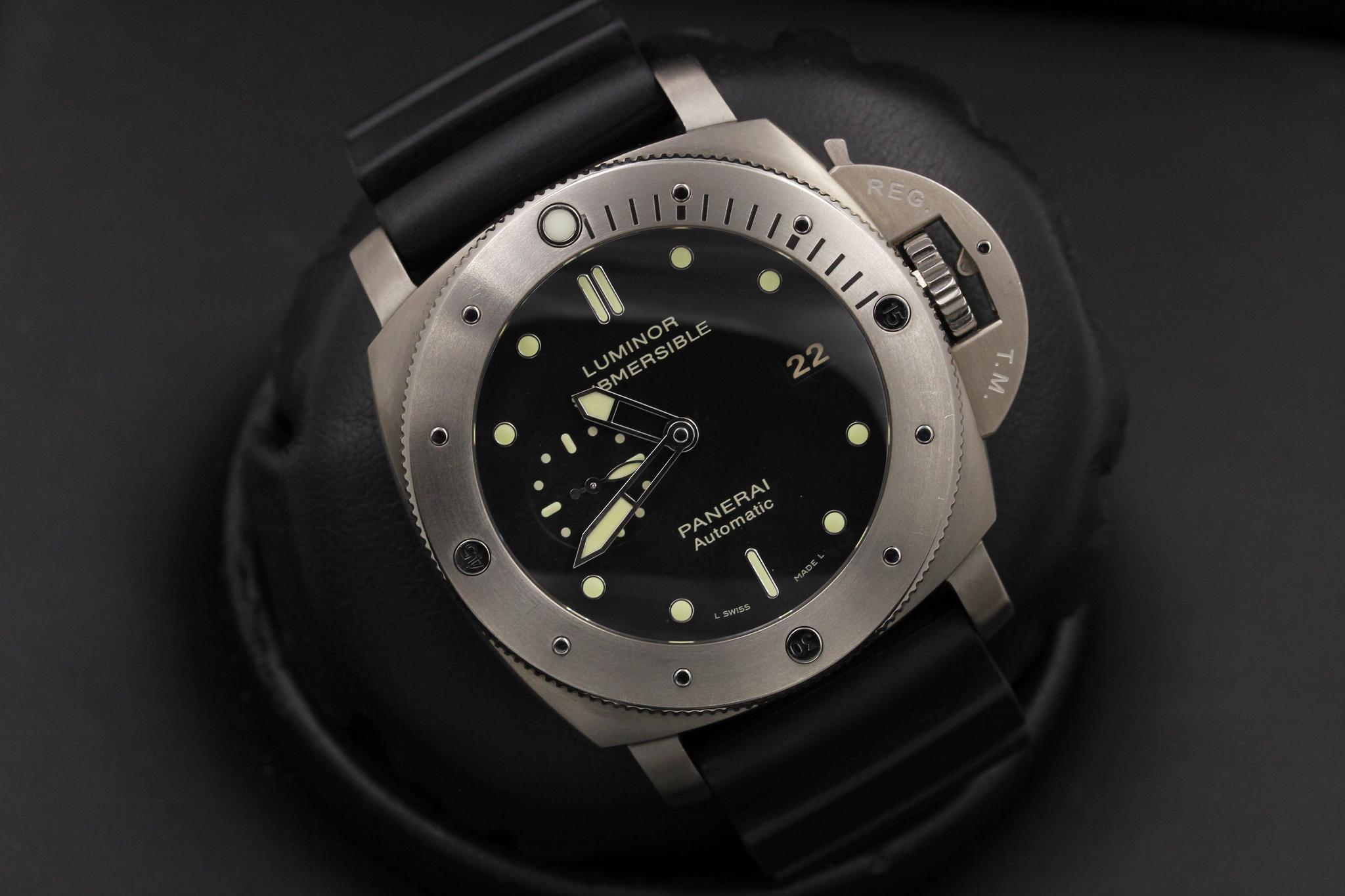 Watch Image 9