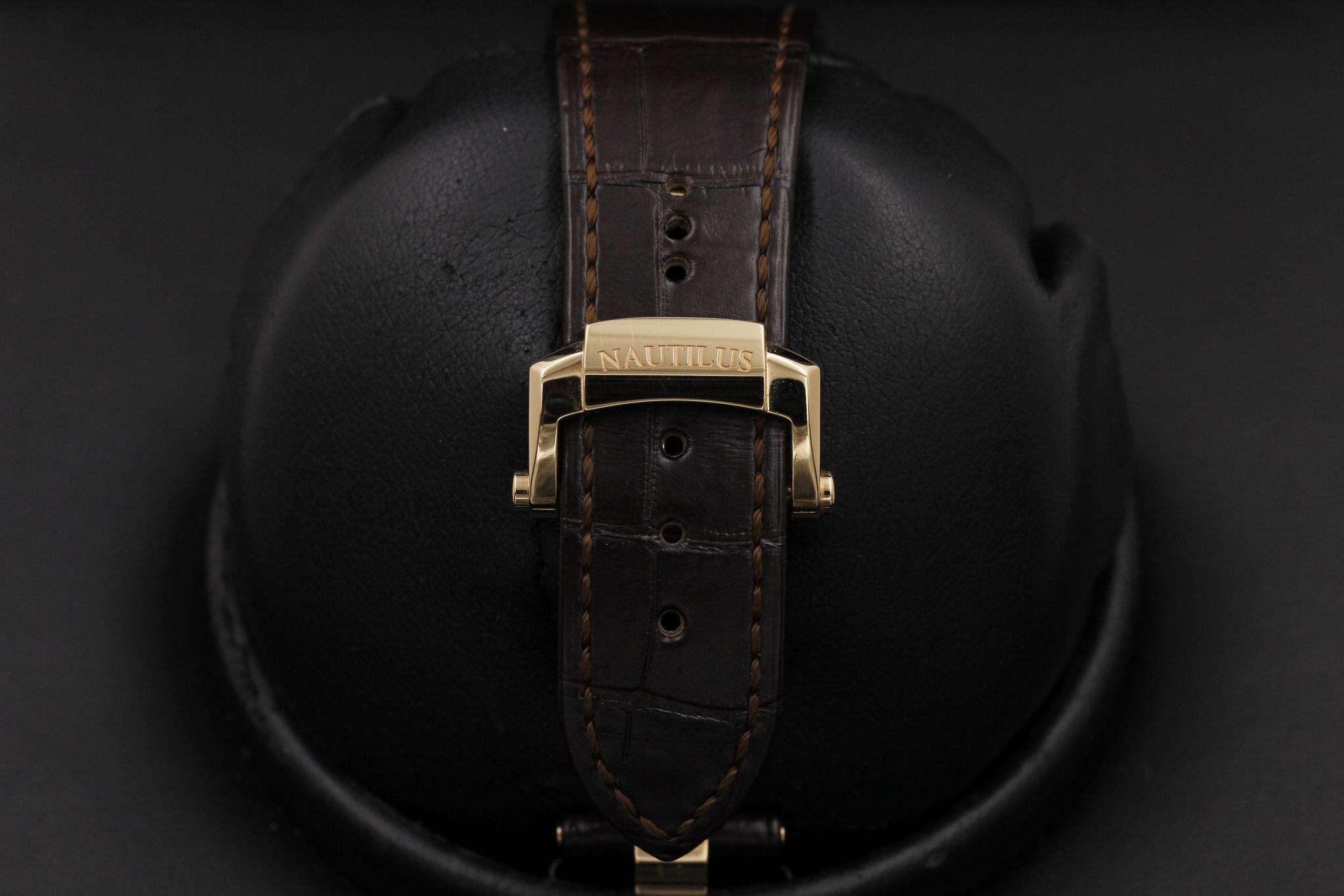 Watch Image 8