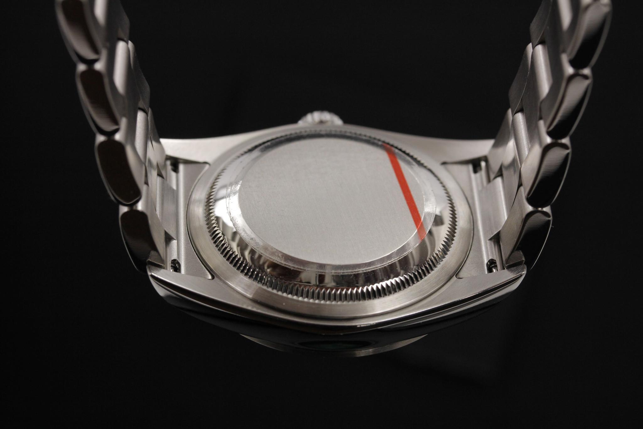 Watch Image 7