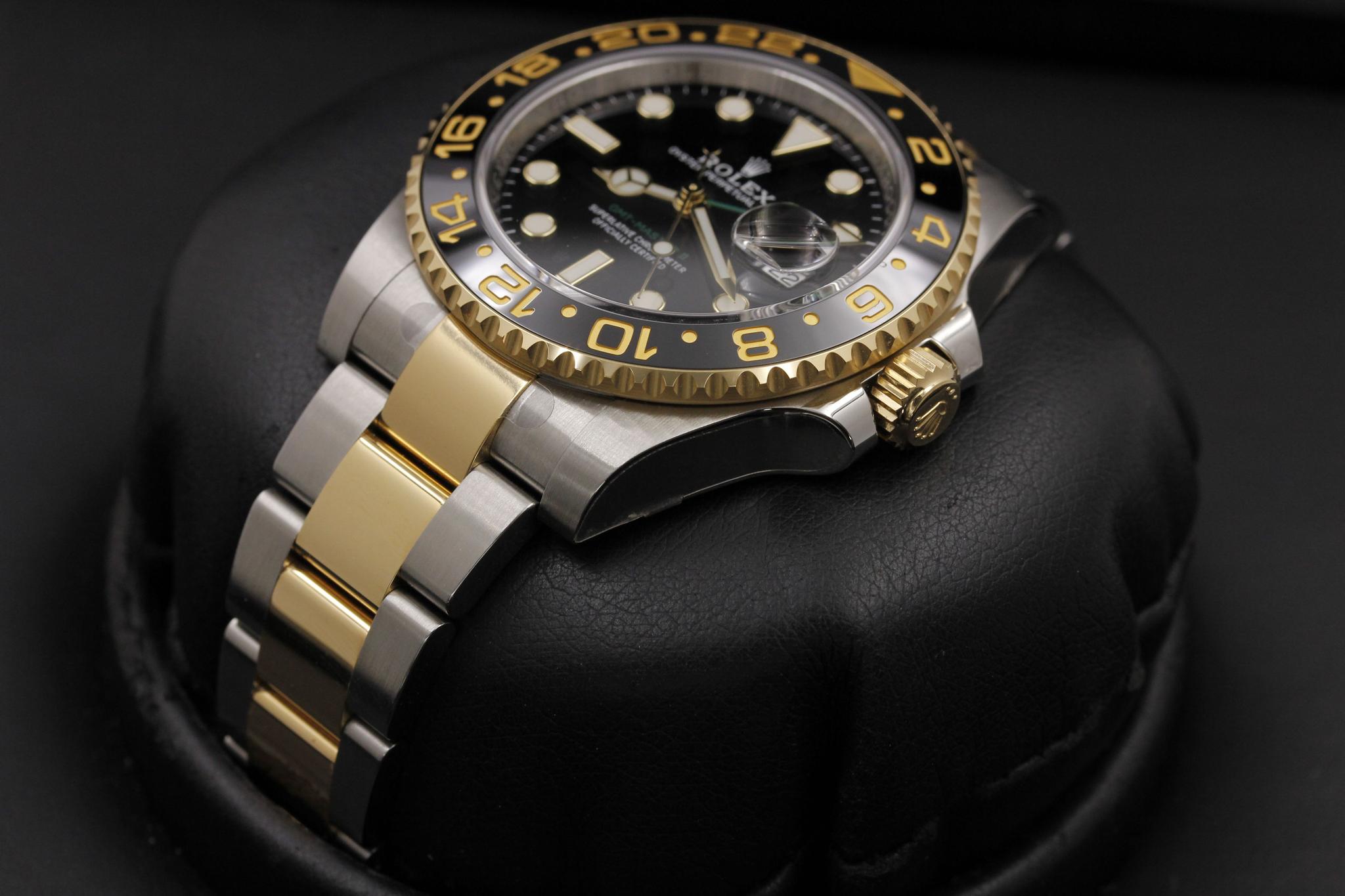 Watch Image 2