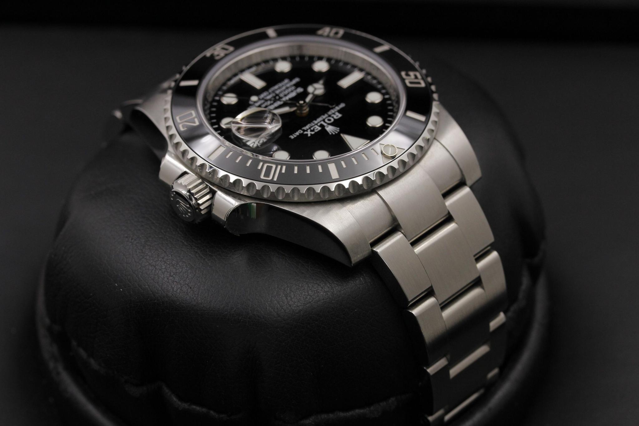 Watch Image 4
