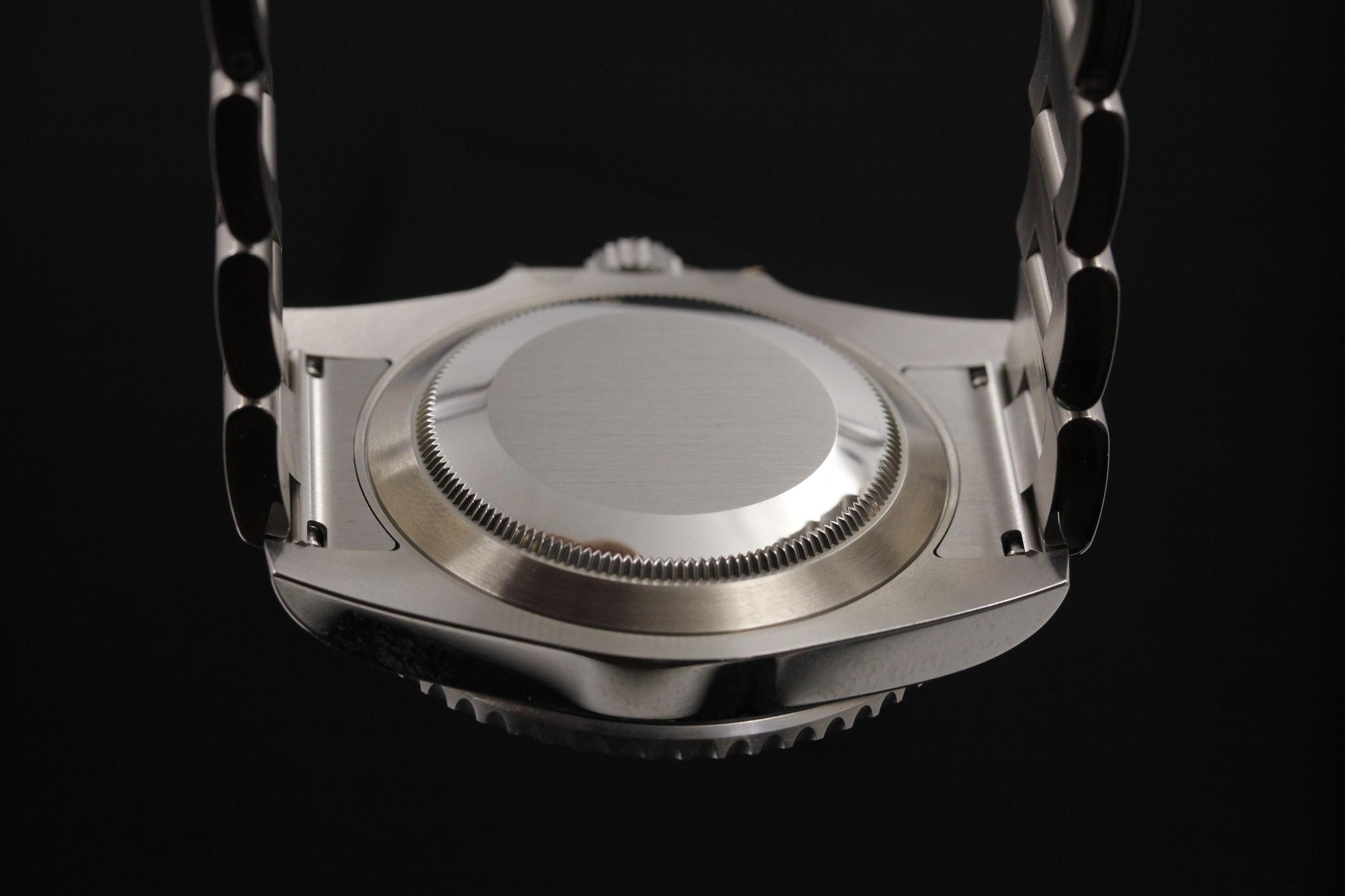 Watch Image 7