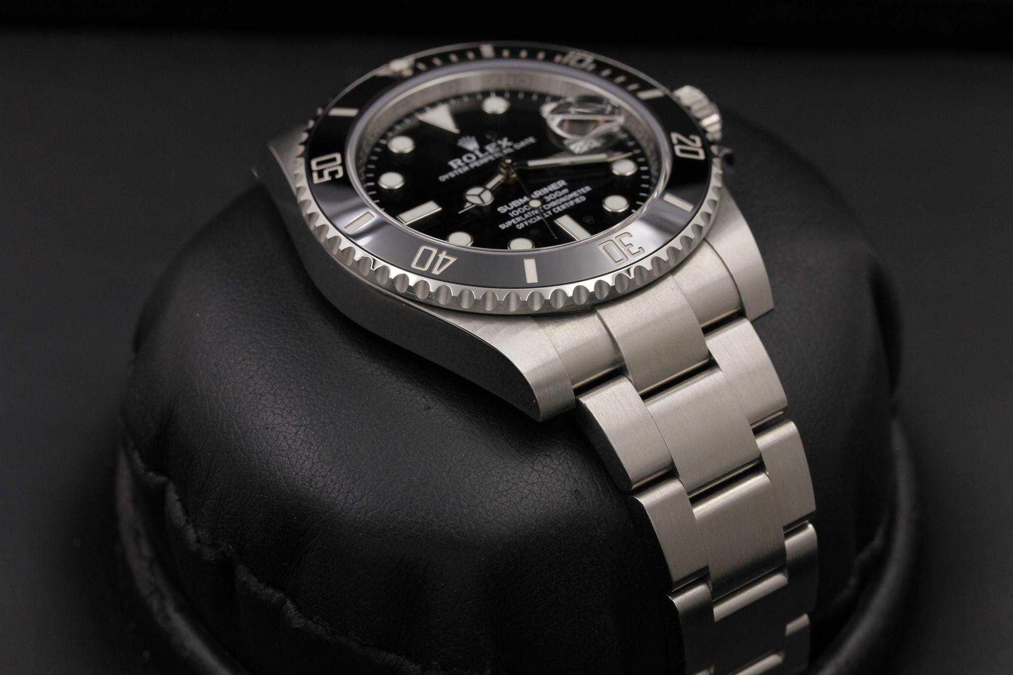 Watch Image 6