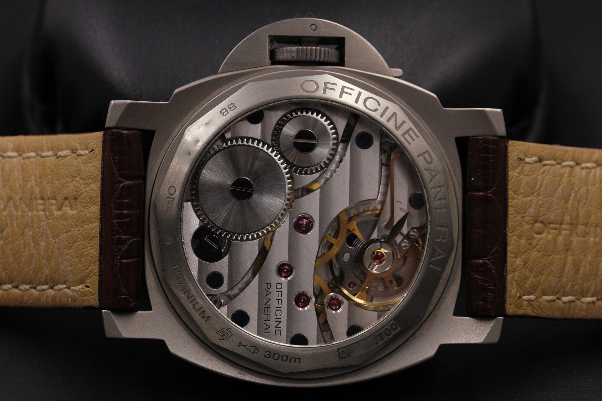 Watch Image 7