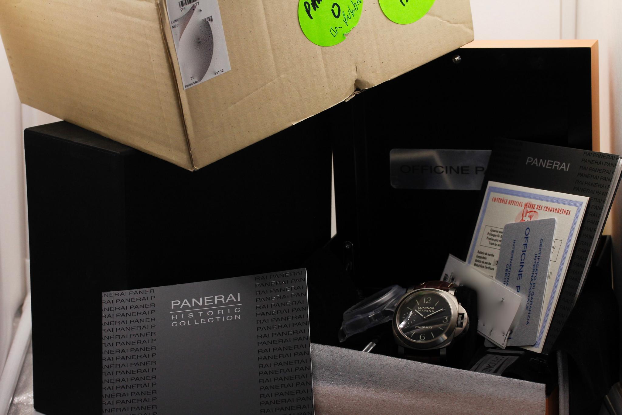 Watch Image 12