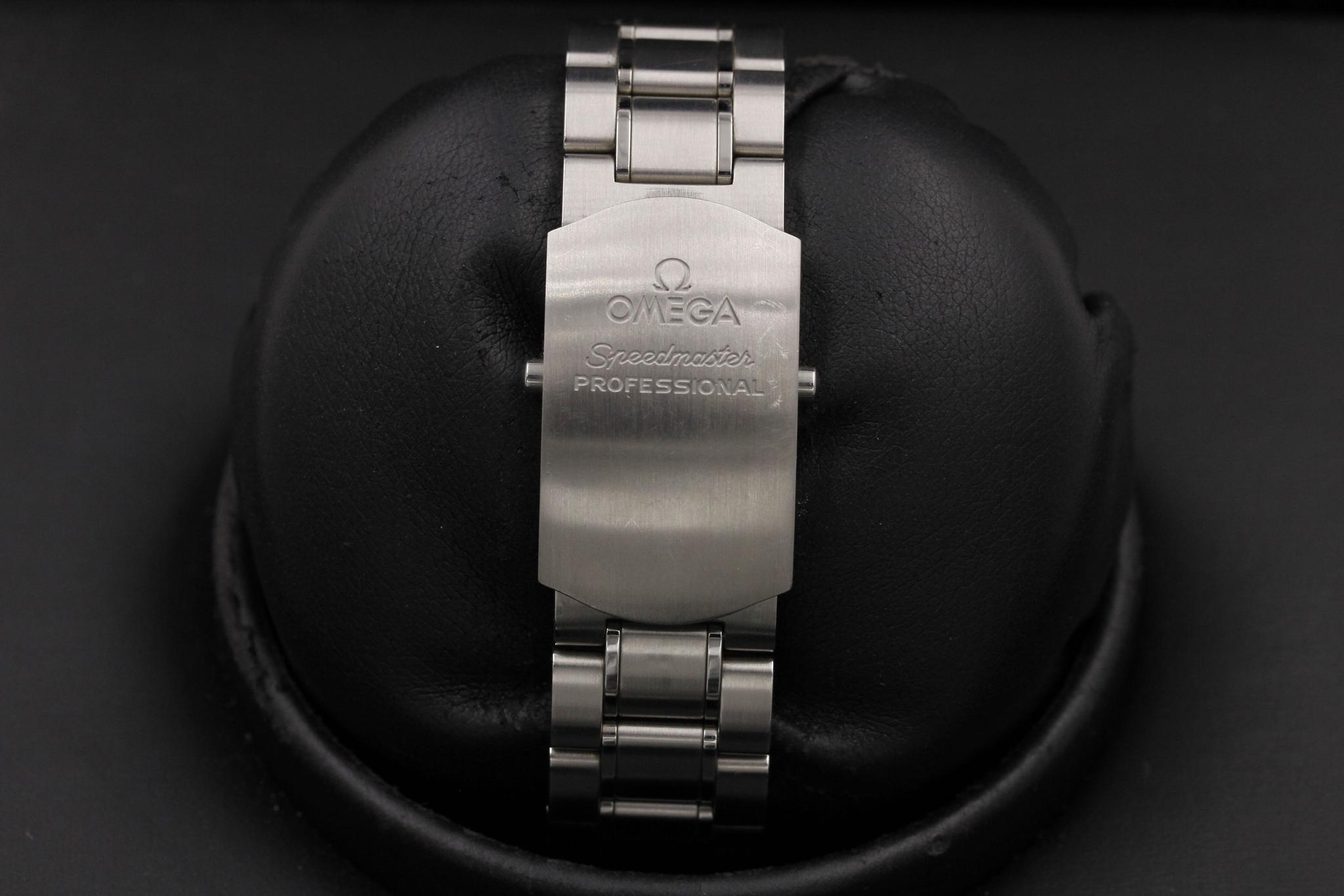 Watch Image 8