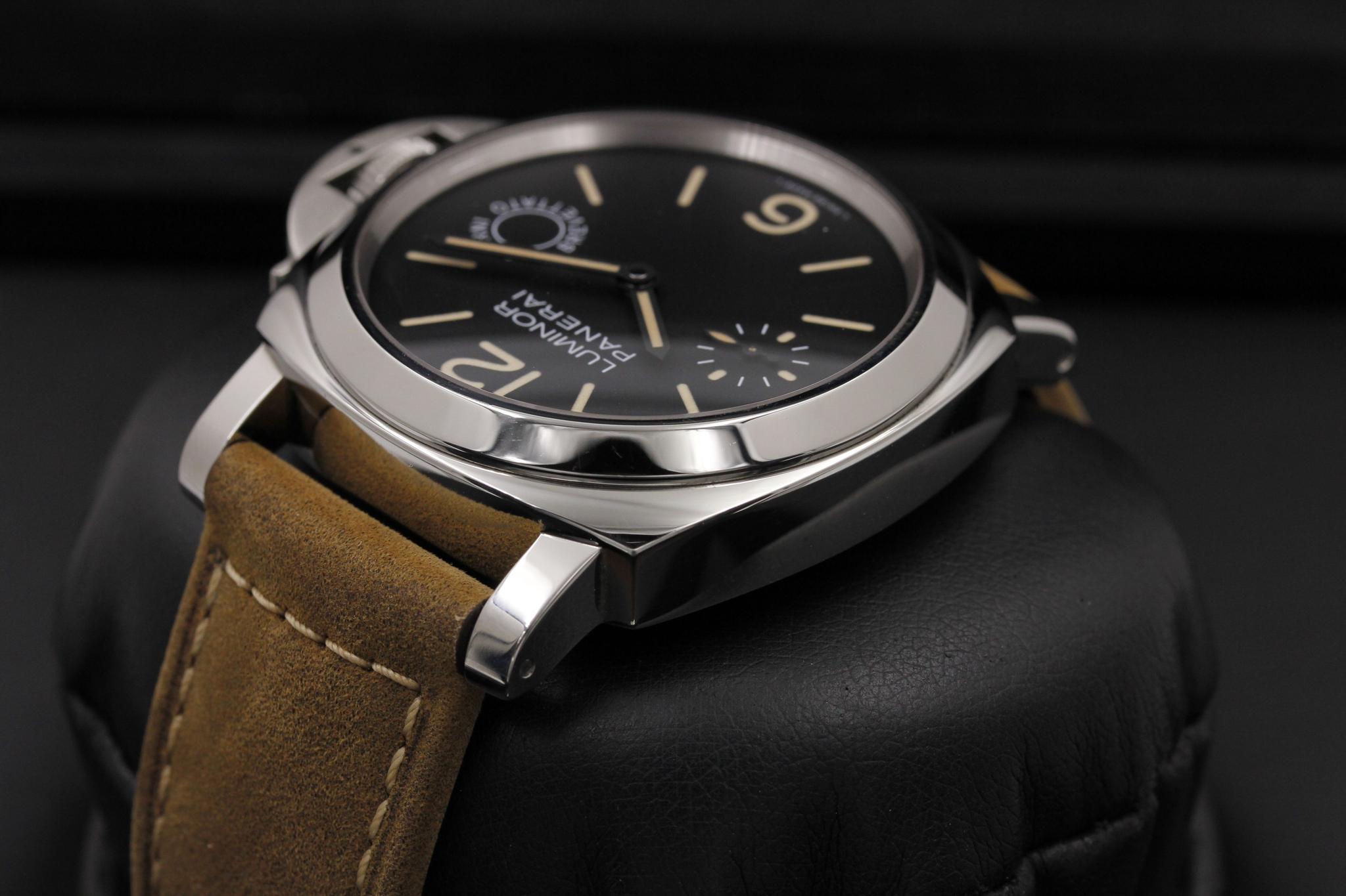 Watch Image 5