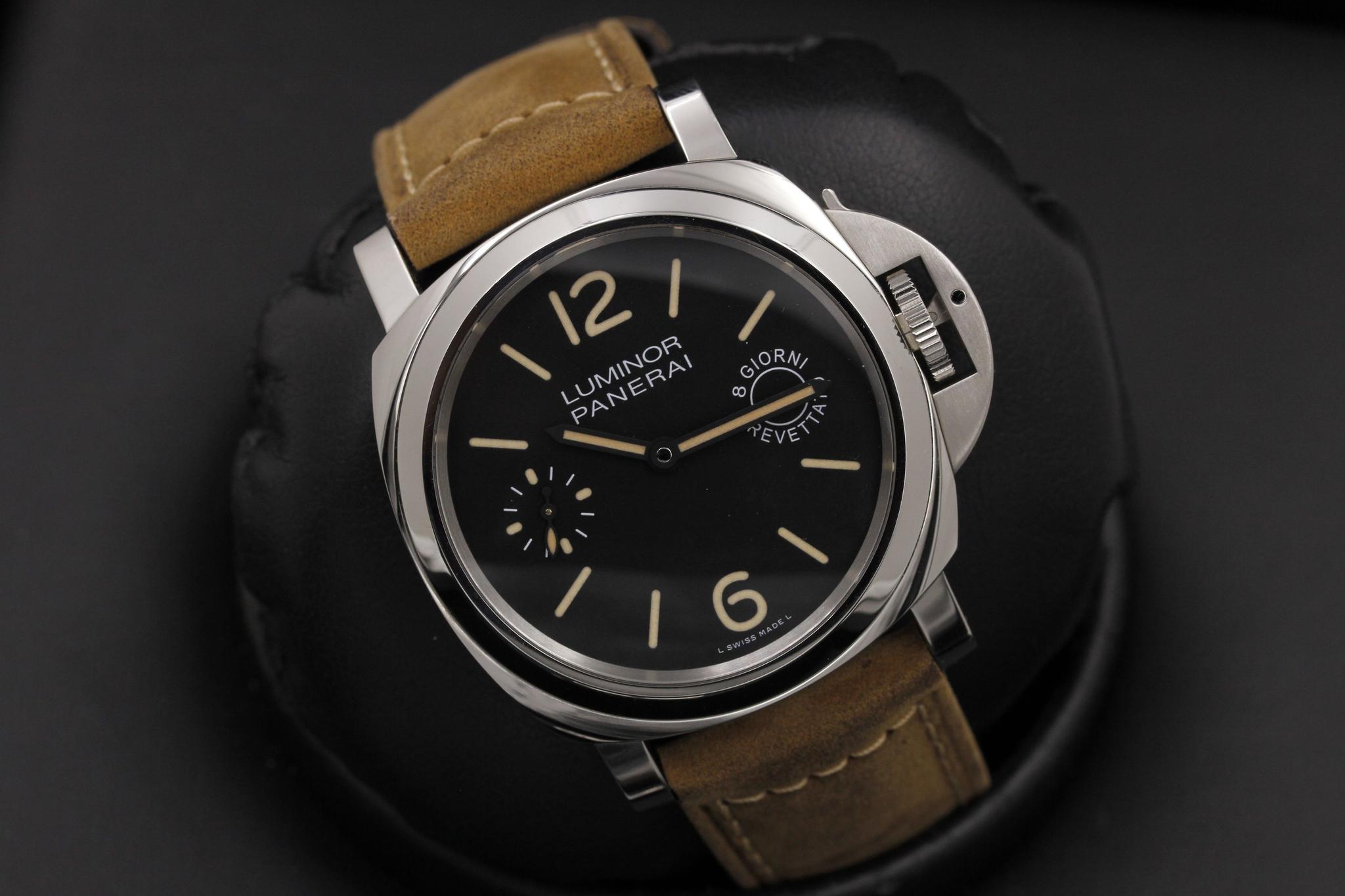 Watch Image 9