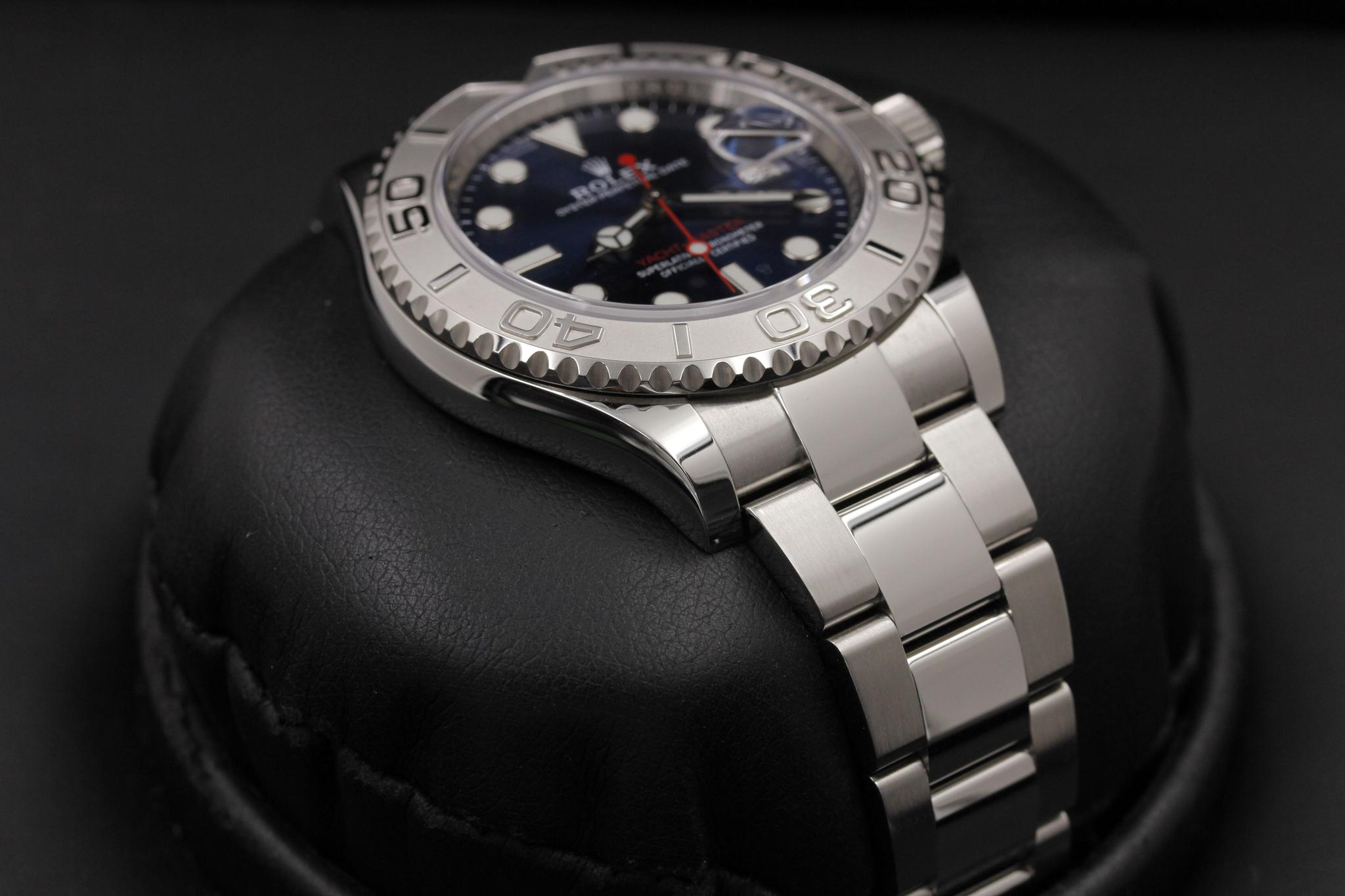 Watch Image 6