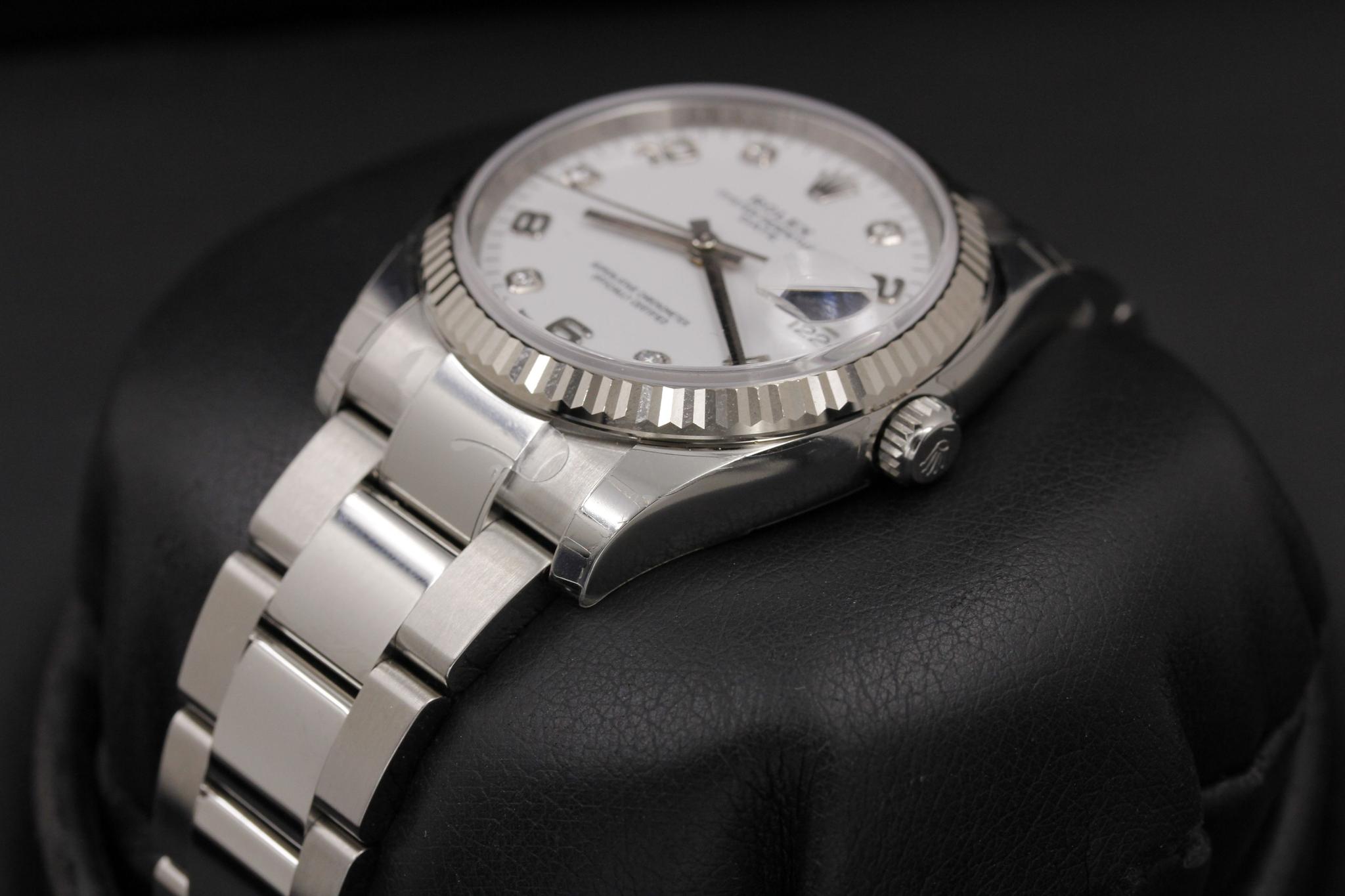 Watch Image 2