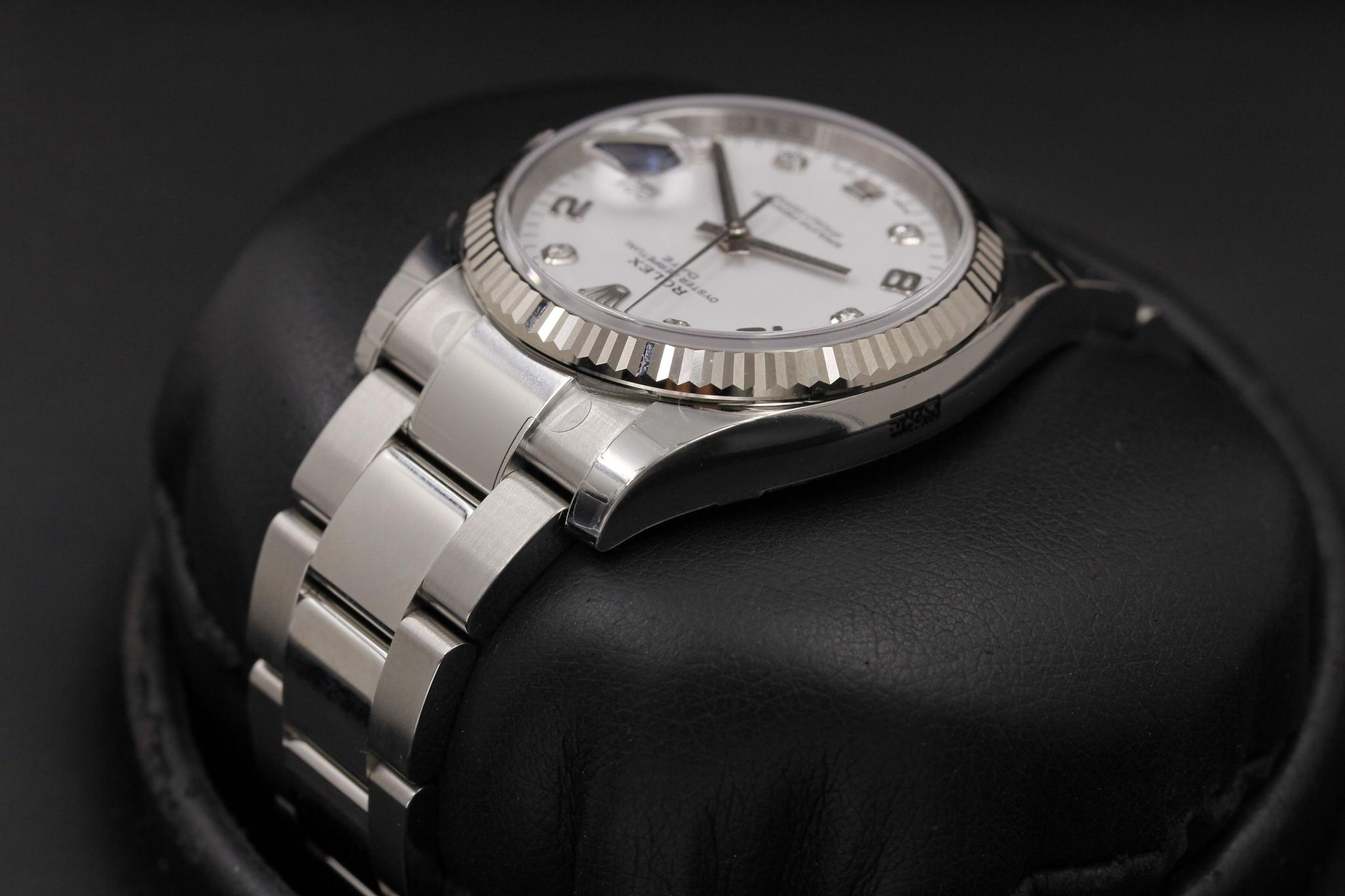 Watch Image 5