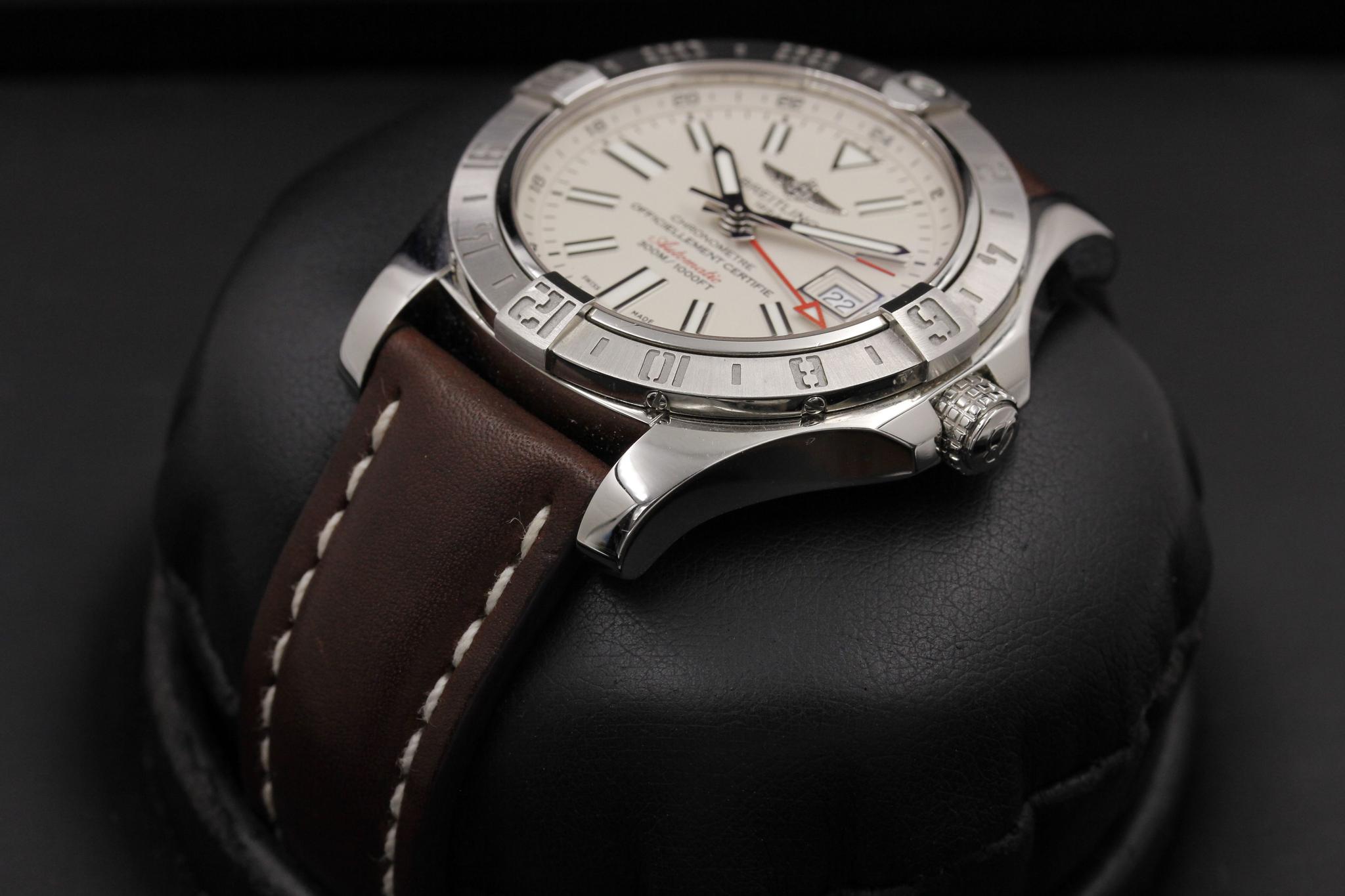 Watch Image 2