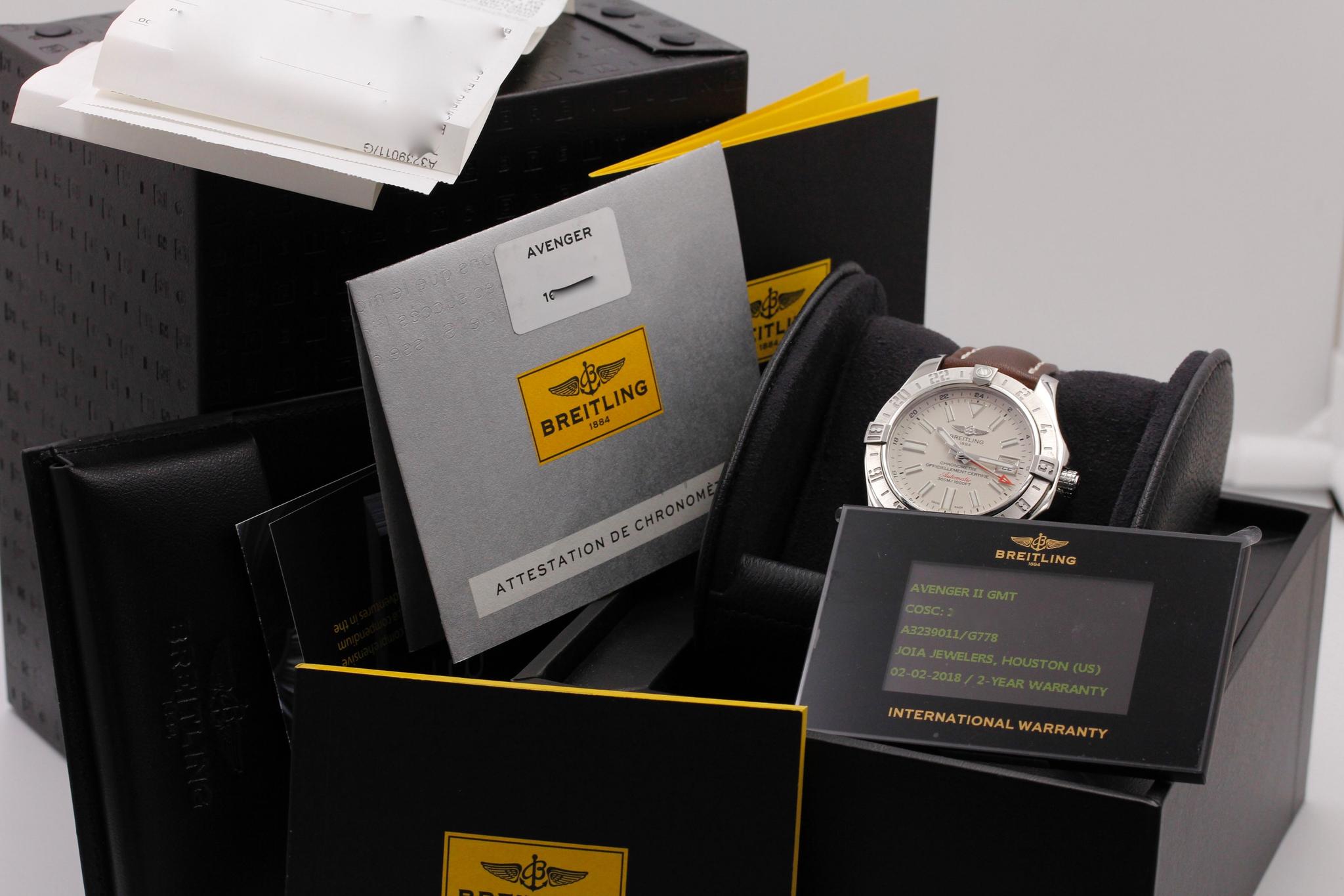 Watch Image 11