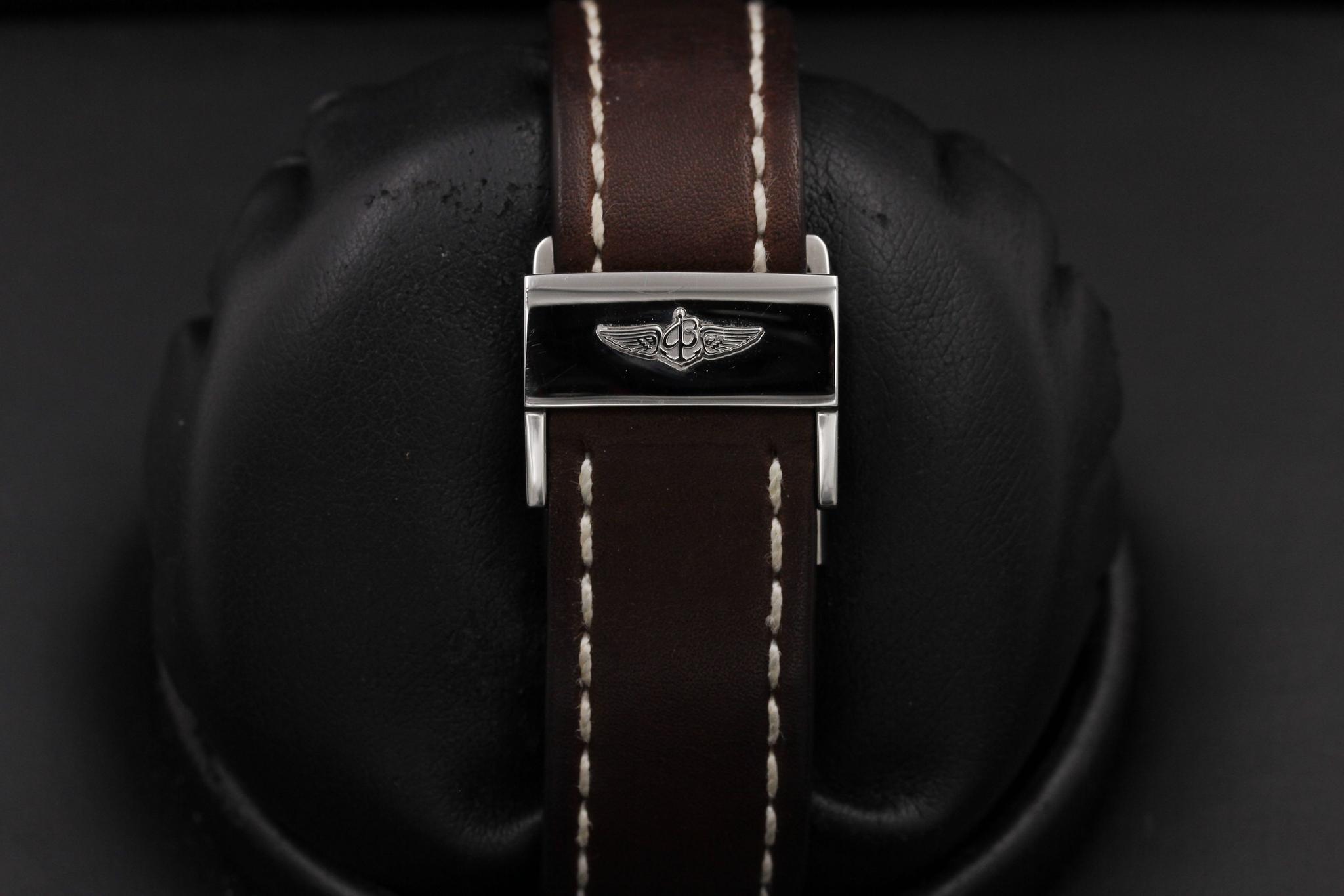 Watch Image 8