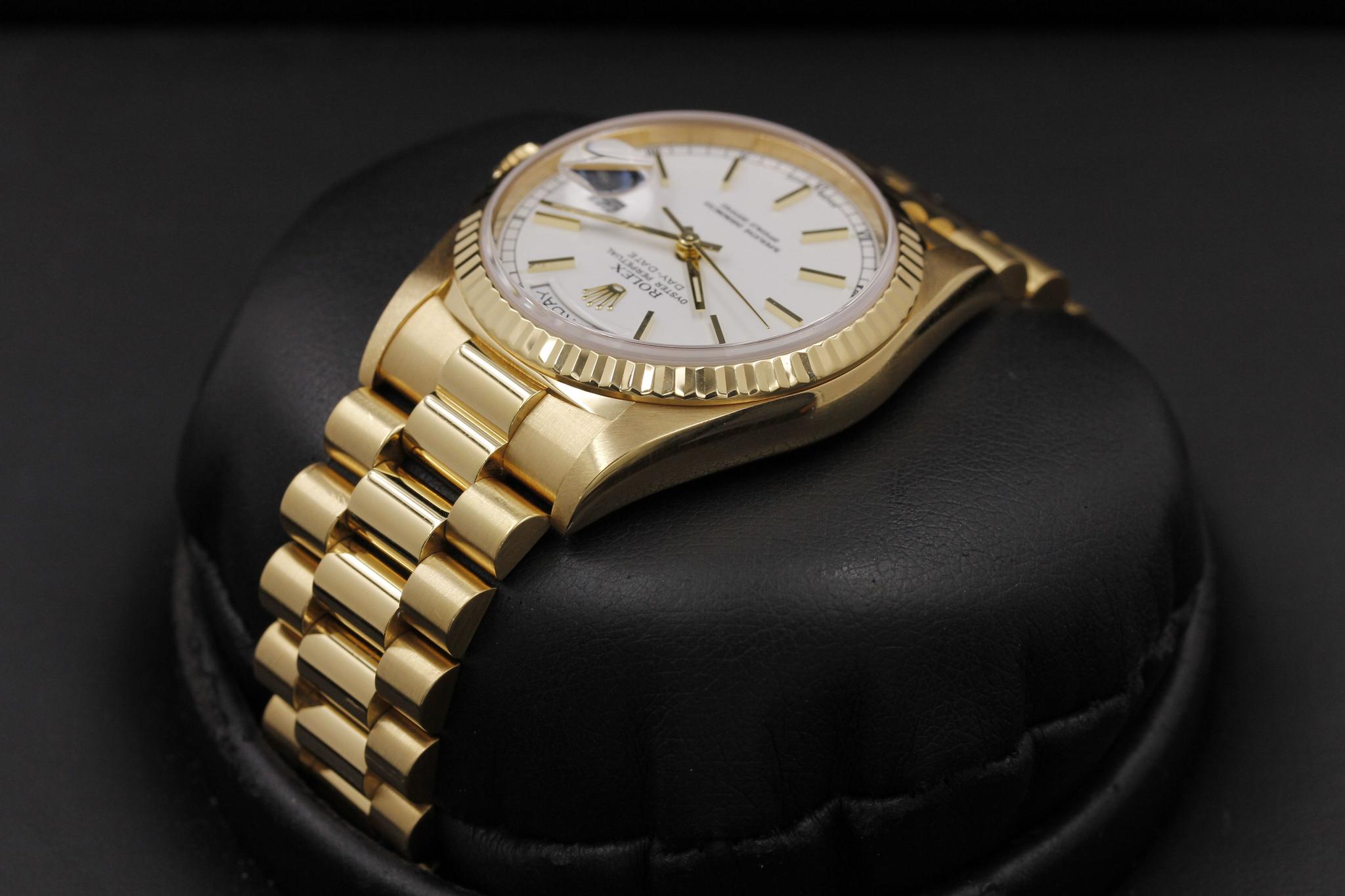 Watch Image 5