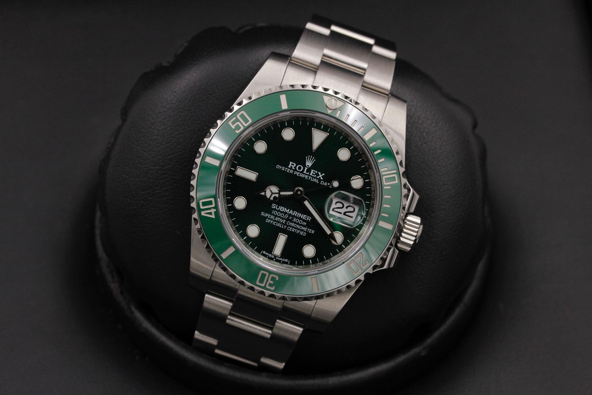 Watch Image 10