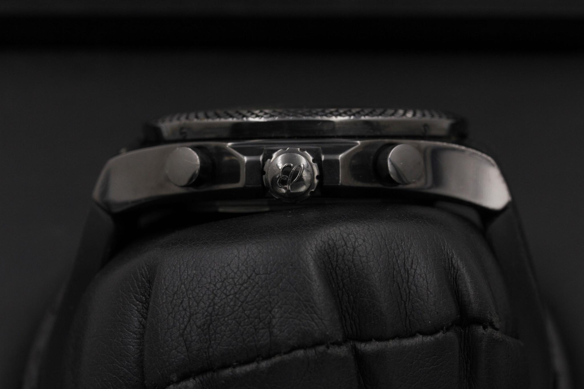 Watch Image 3