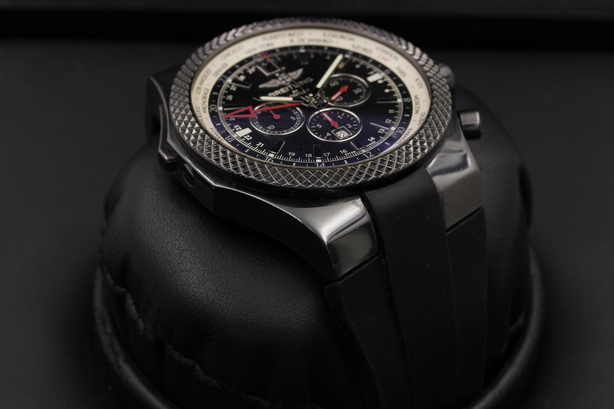 Watch Image 6
