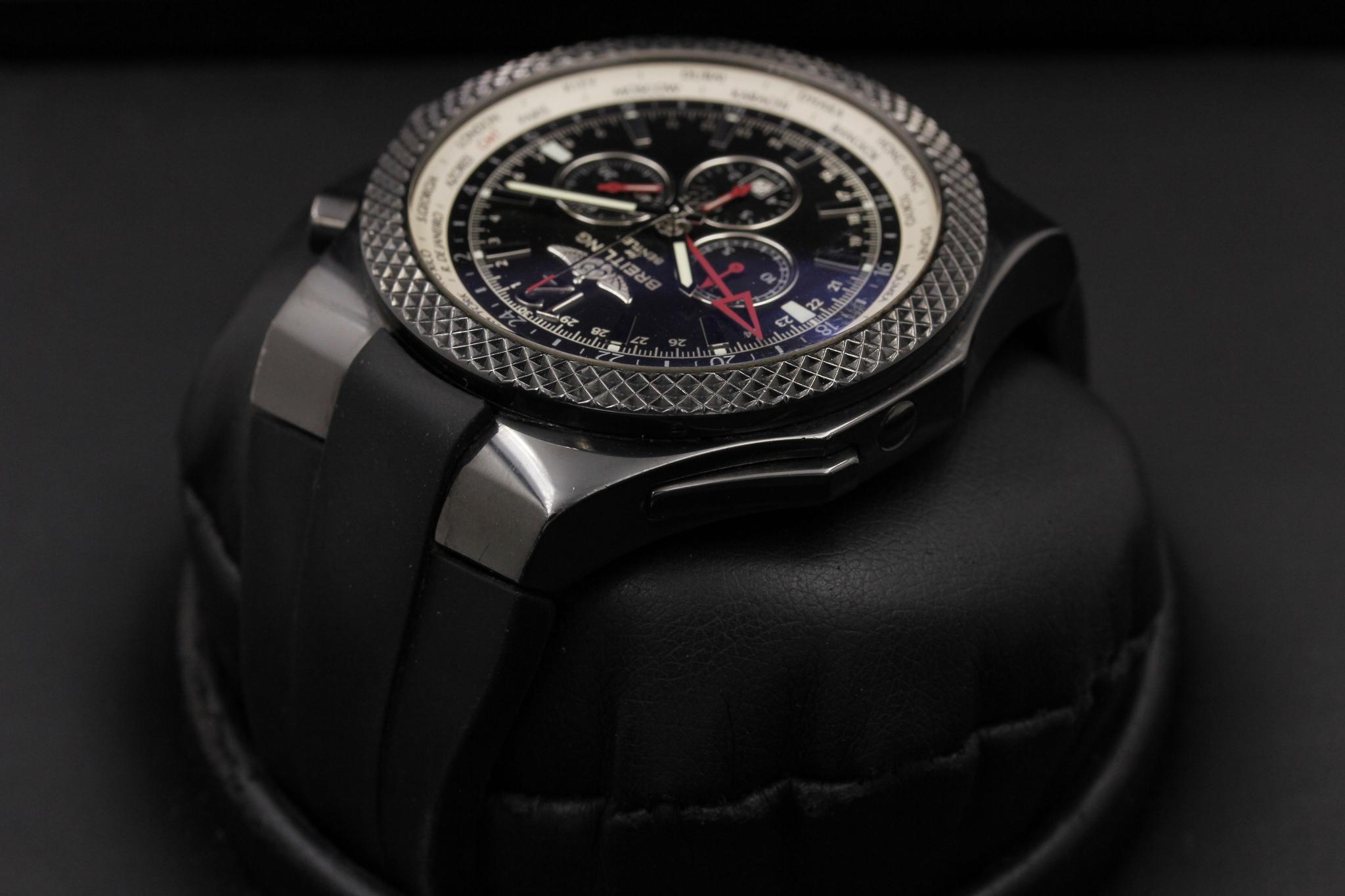 Watch Image 5