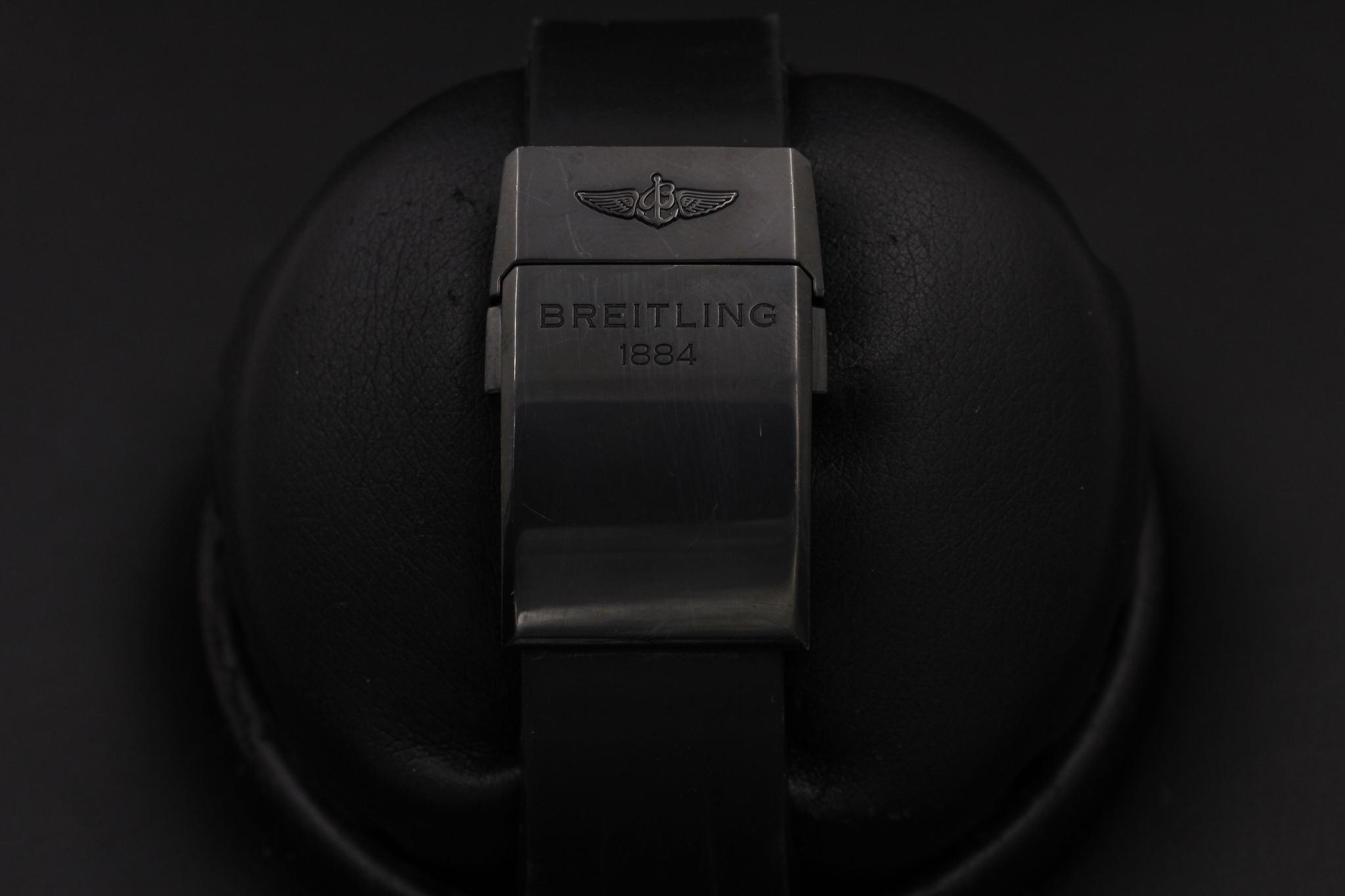 Watch Image 8