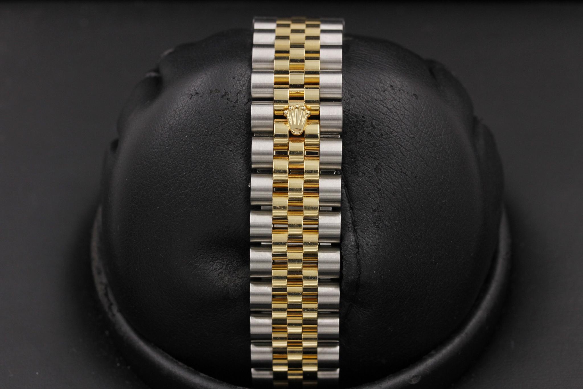 Watch Image 7