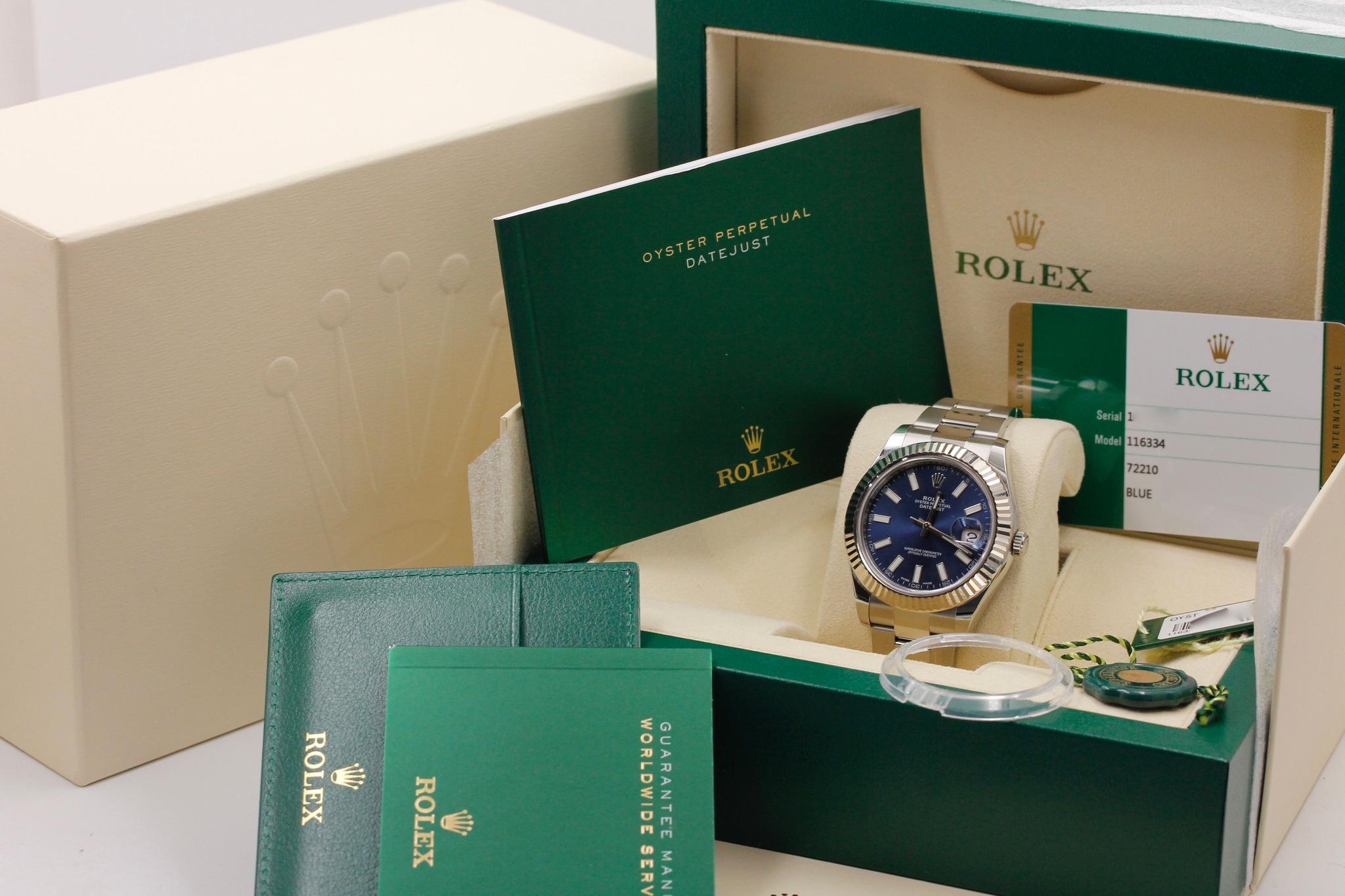 Watch Image 11