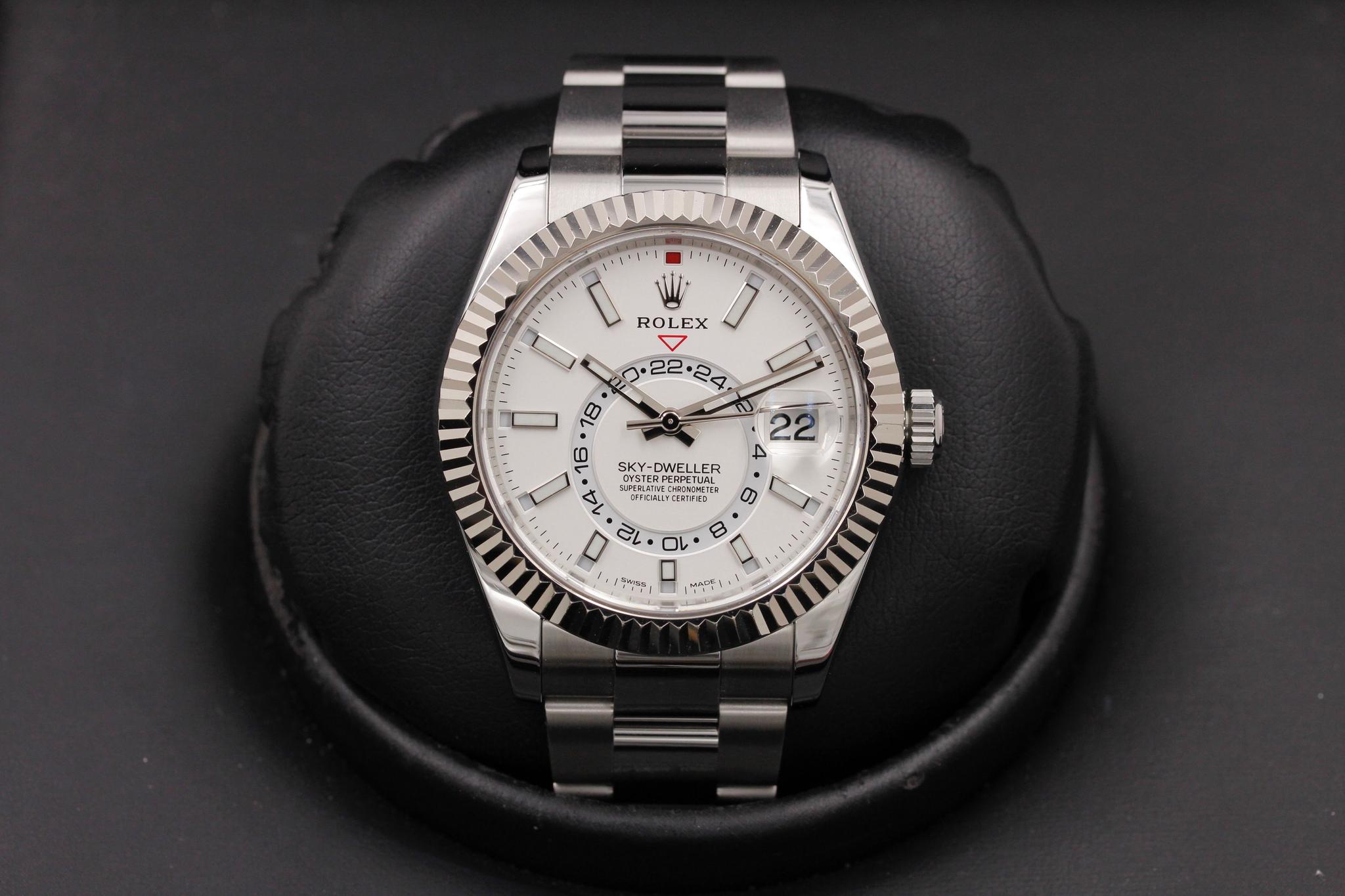 Watch Image 1