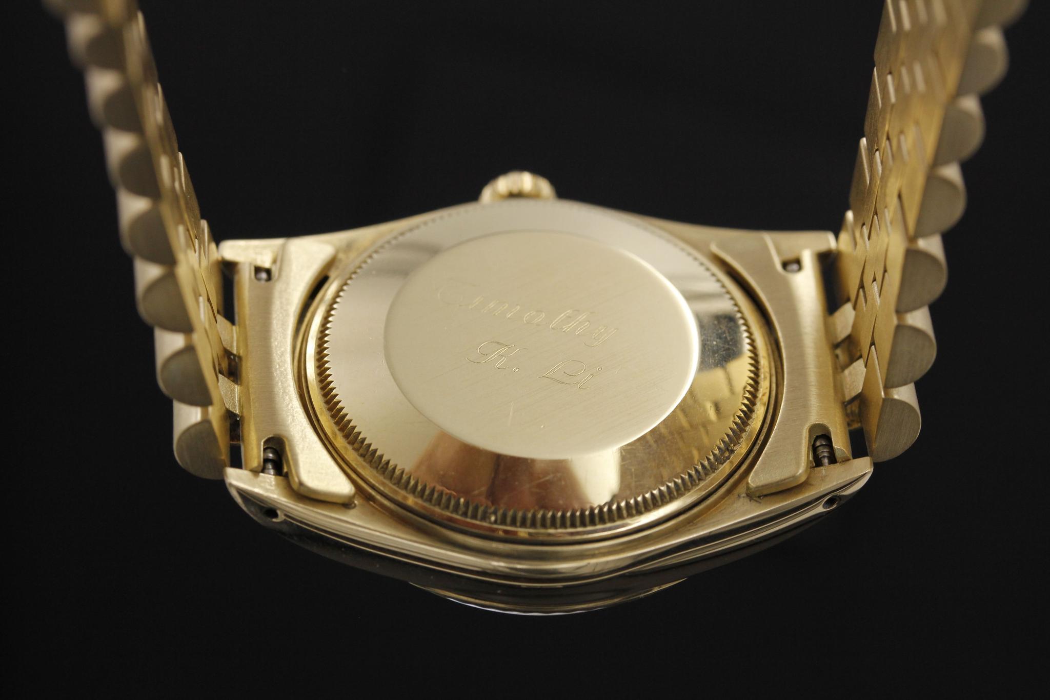 Watch Image 7