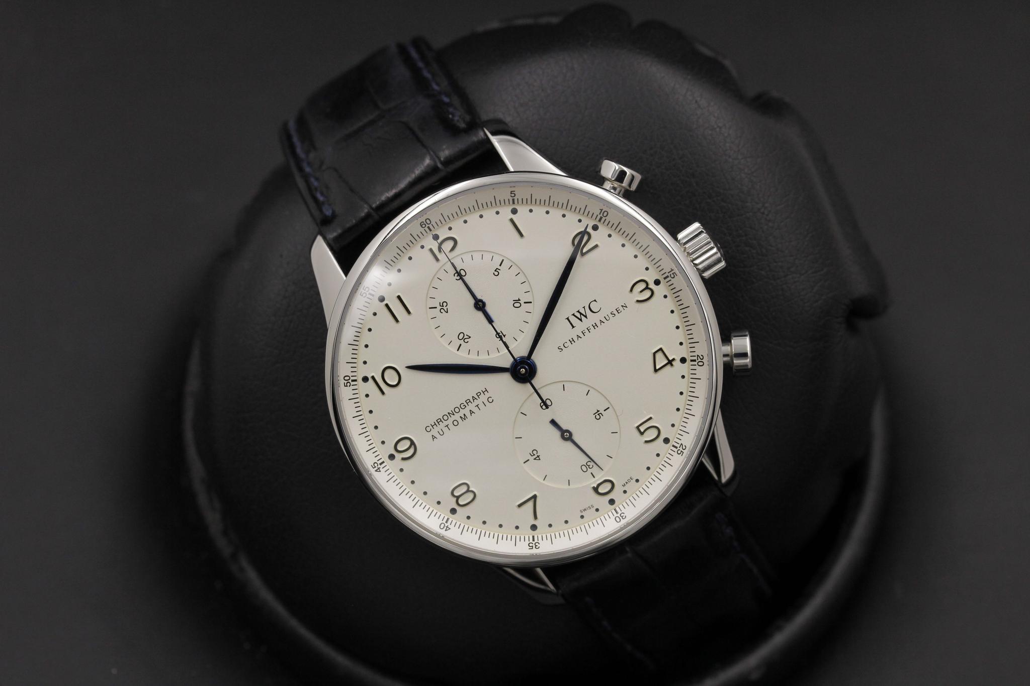 Watch Image 8