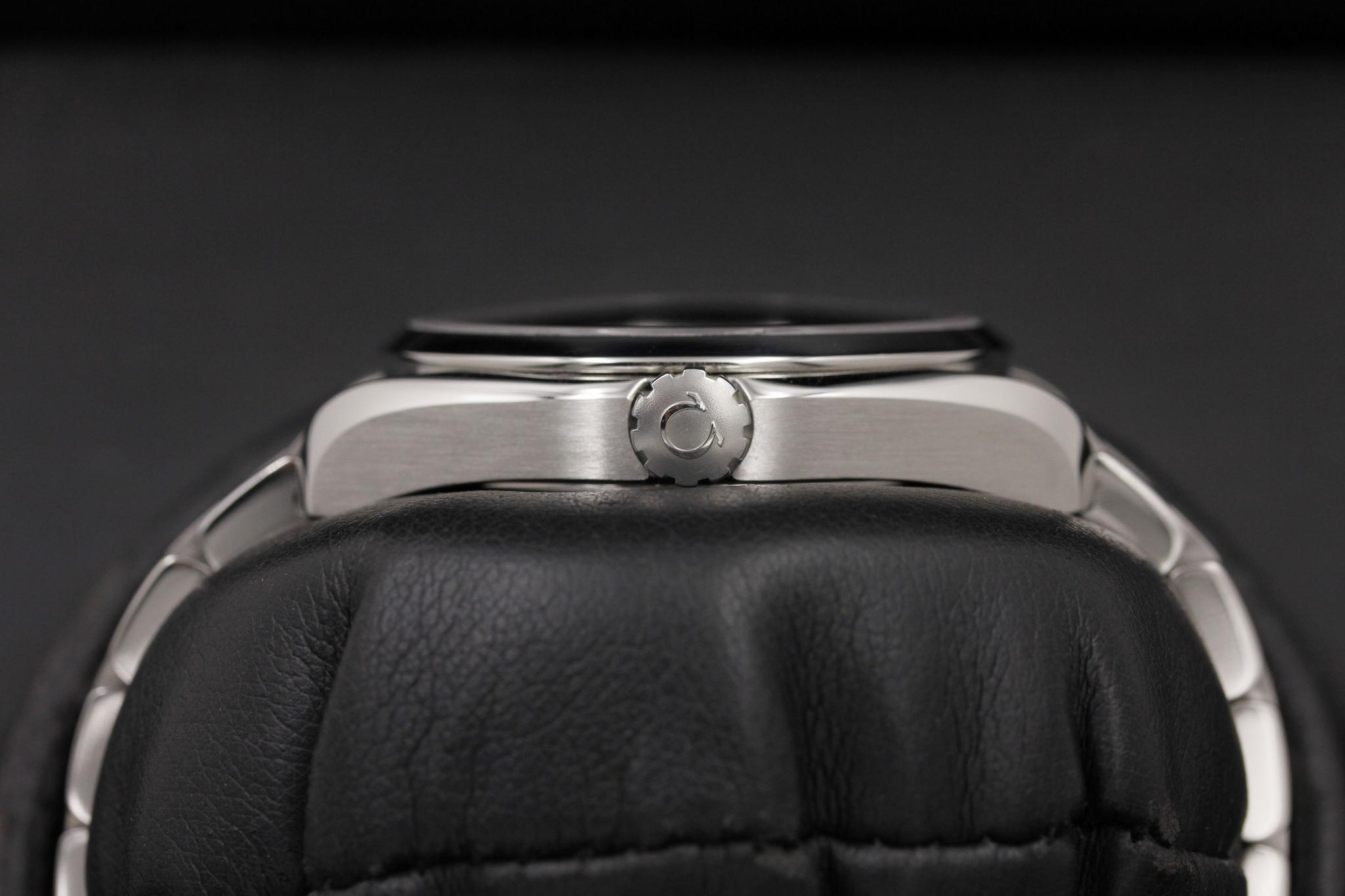 Watch Image 3