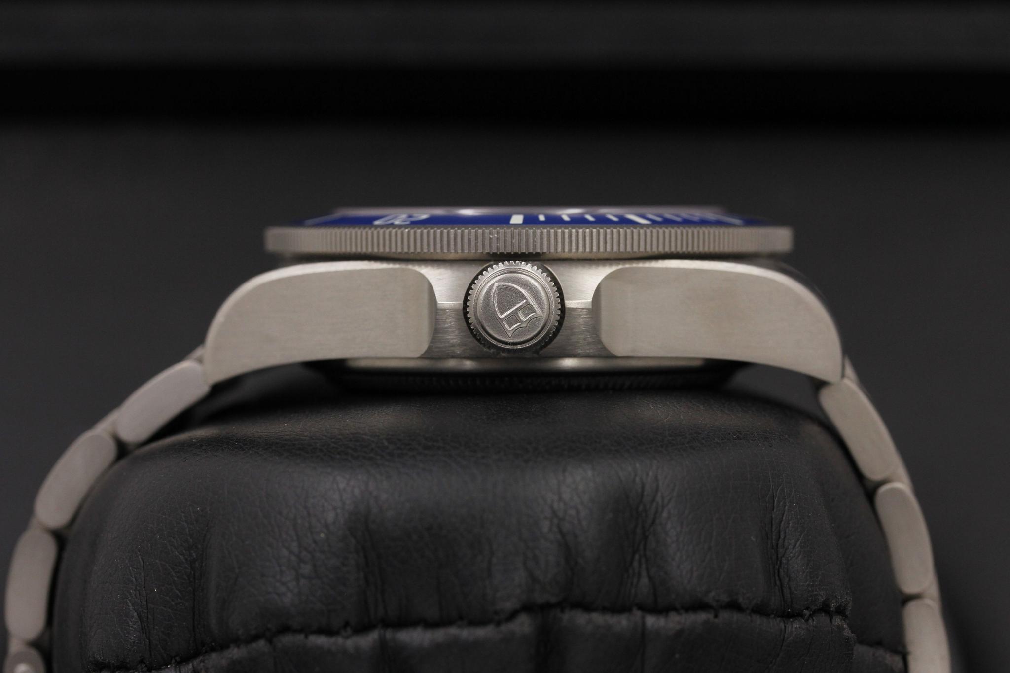 Watch Image 3