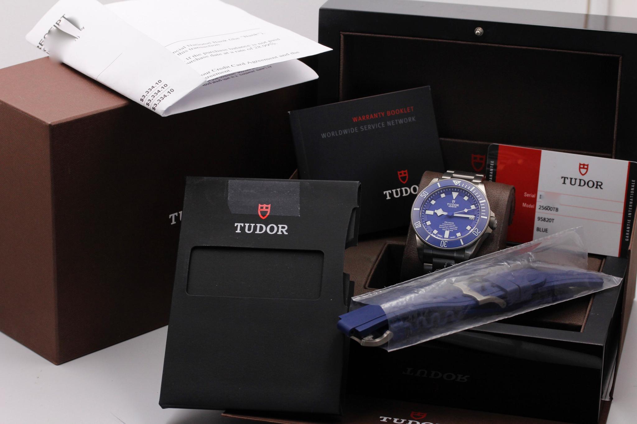 Watch Image 10