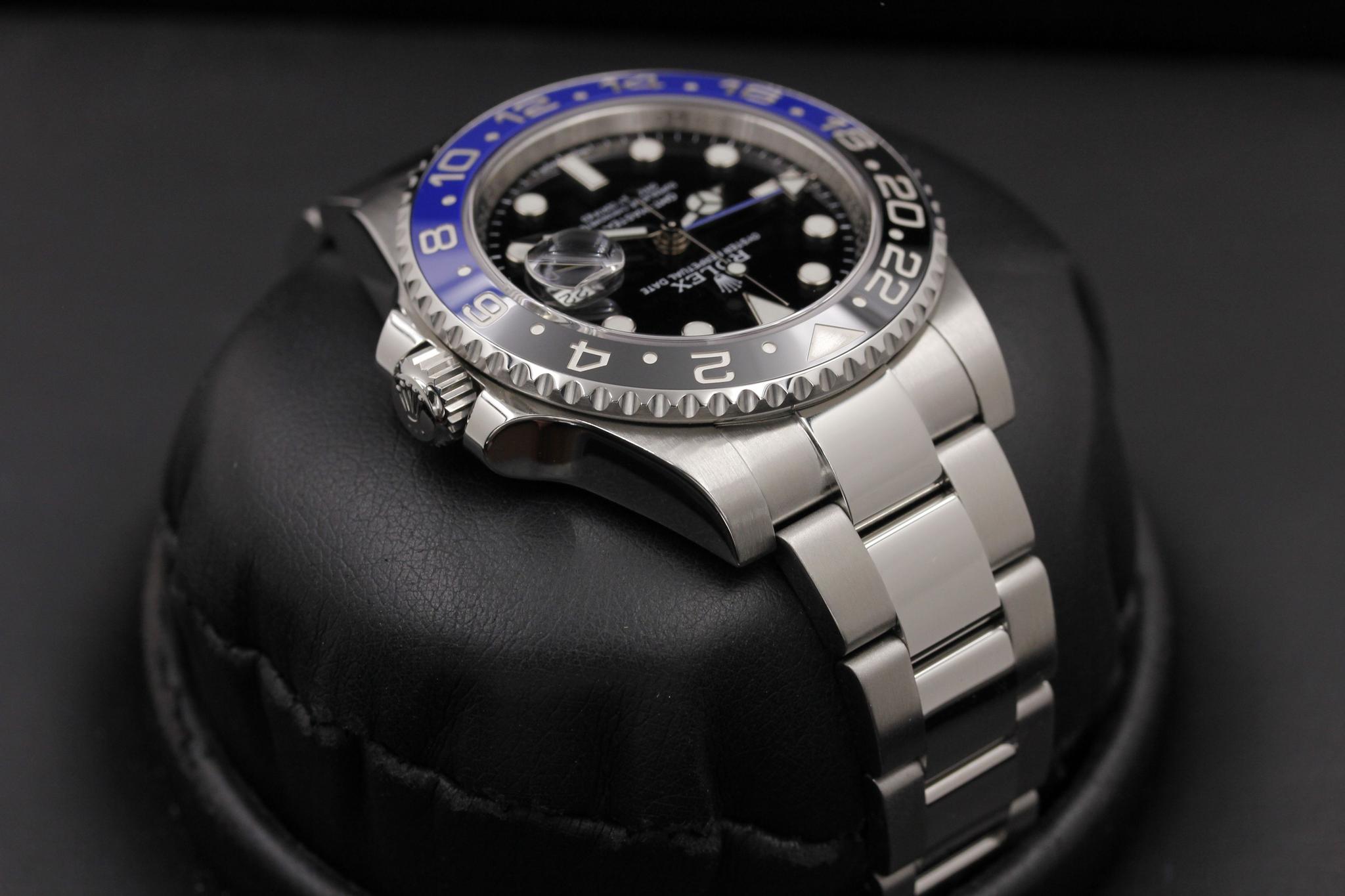 Watch Image 4